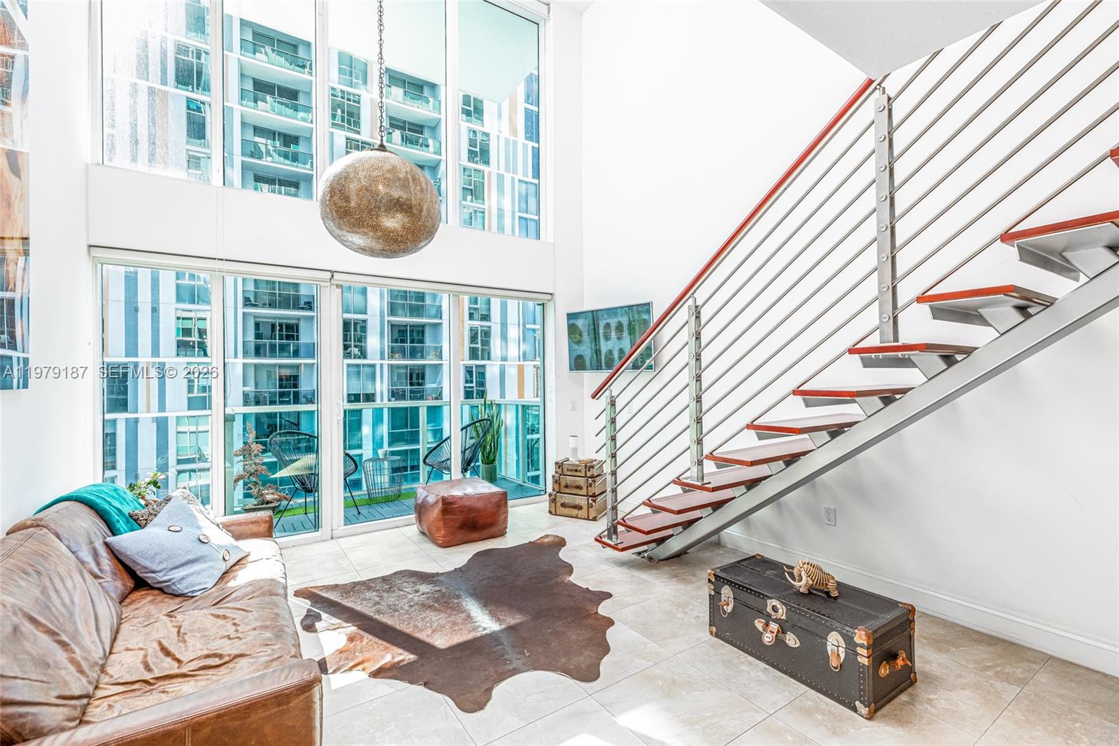 41 SE 5th St #706 Miami, FL 33131