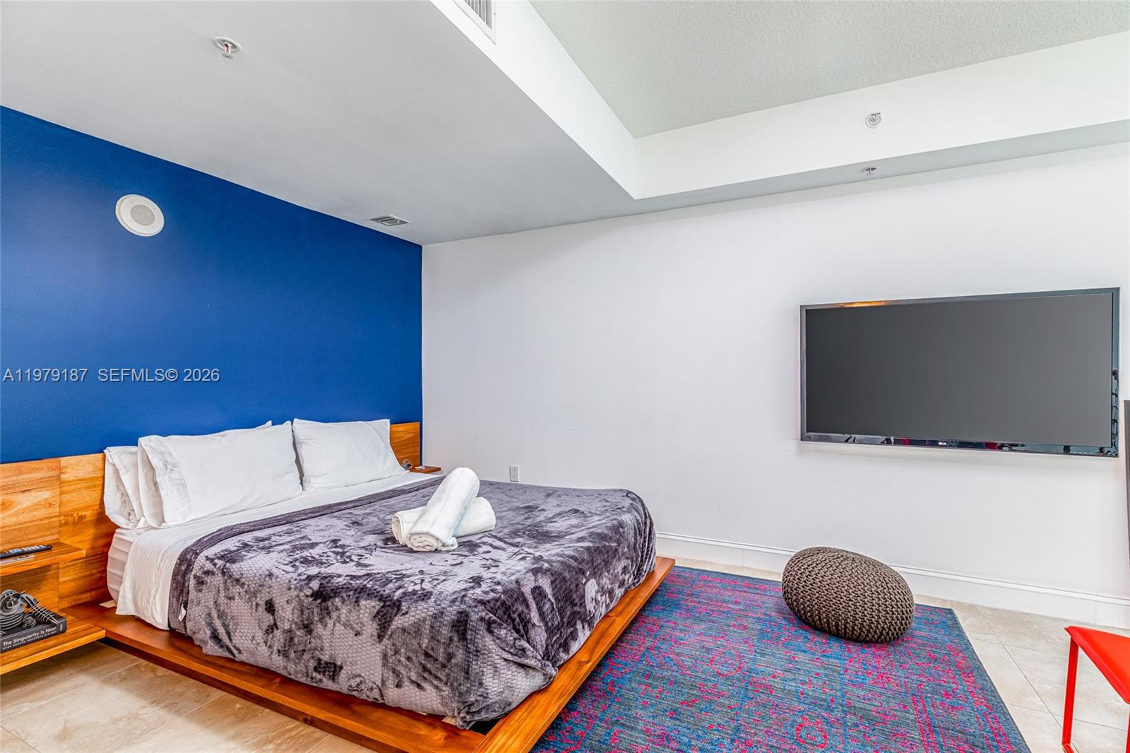 41 SE 5th St #706 Miami, FL 33131