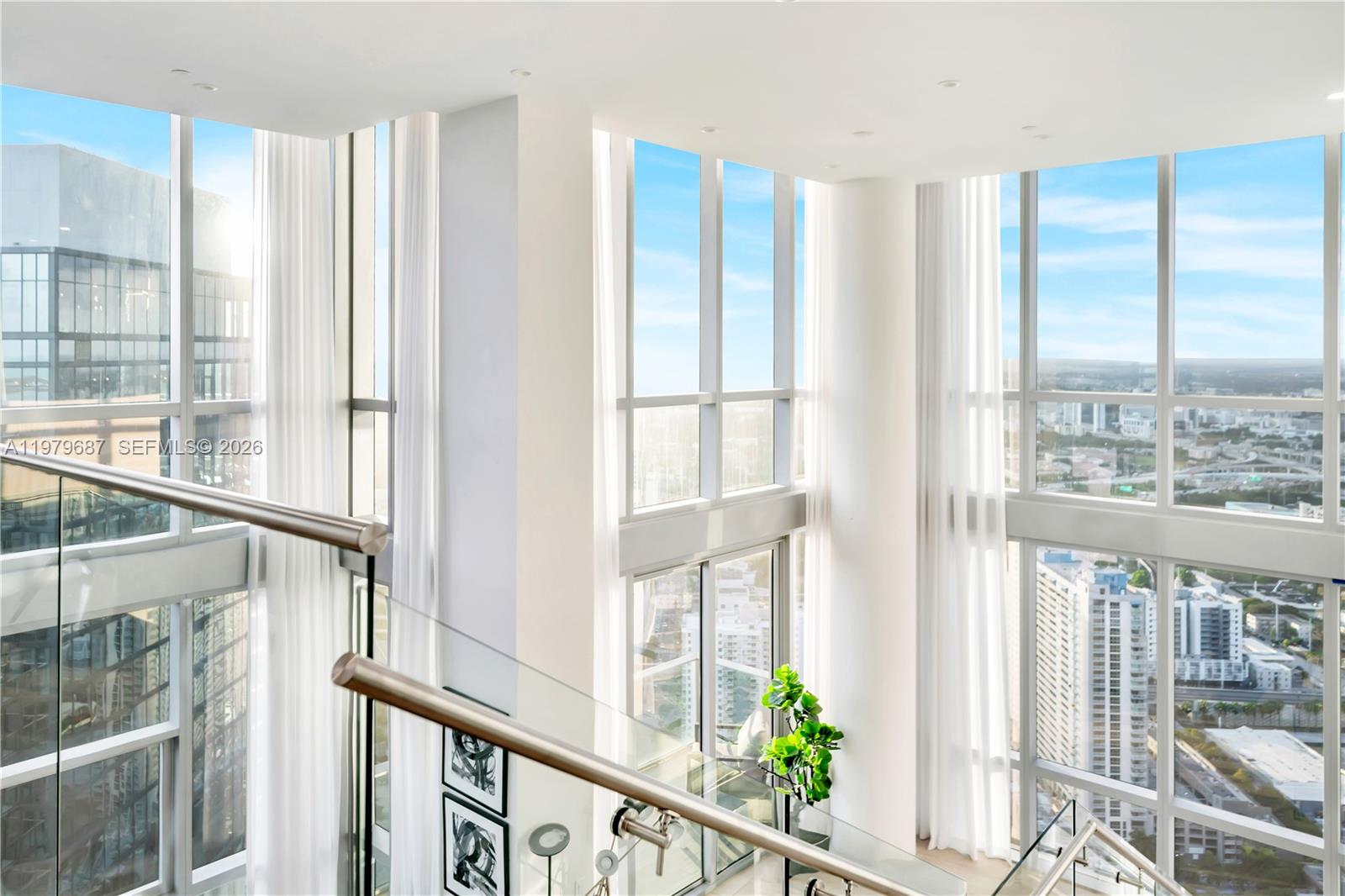 851 NE 1st Ave #Penthouse 4612 Miami, FL 33132