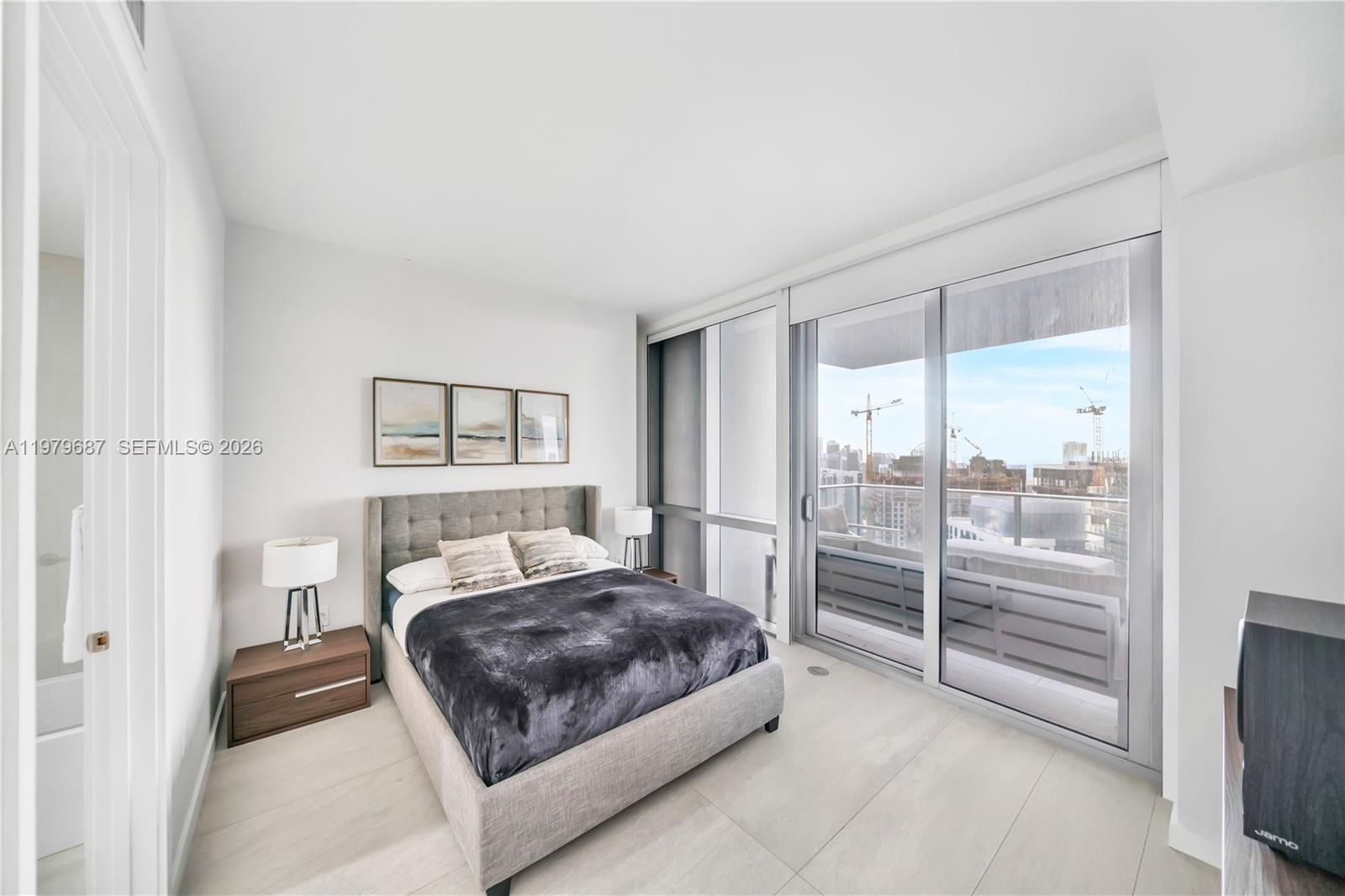 851 NE 1st Ave #Penthouse 4612 Miami, FL 33132