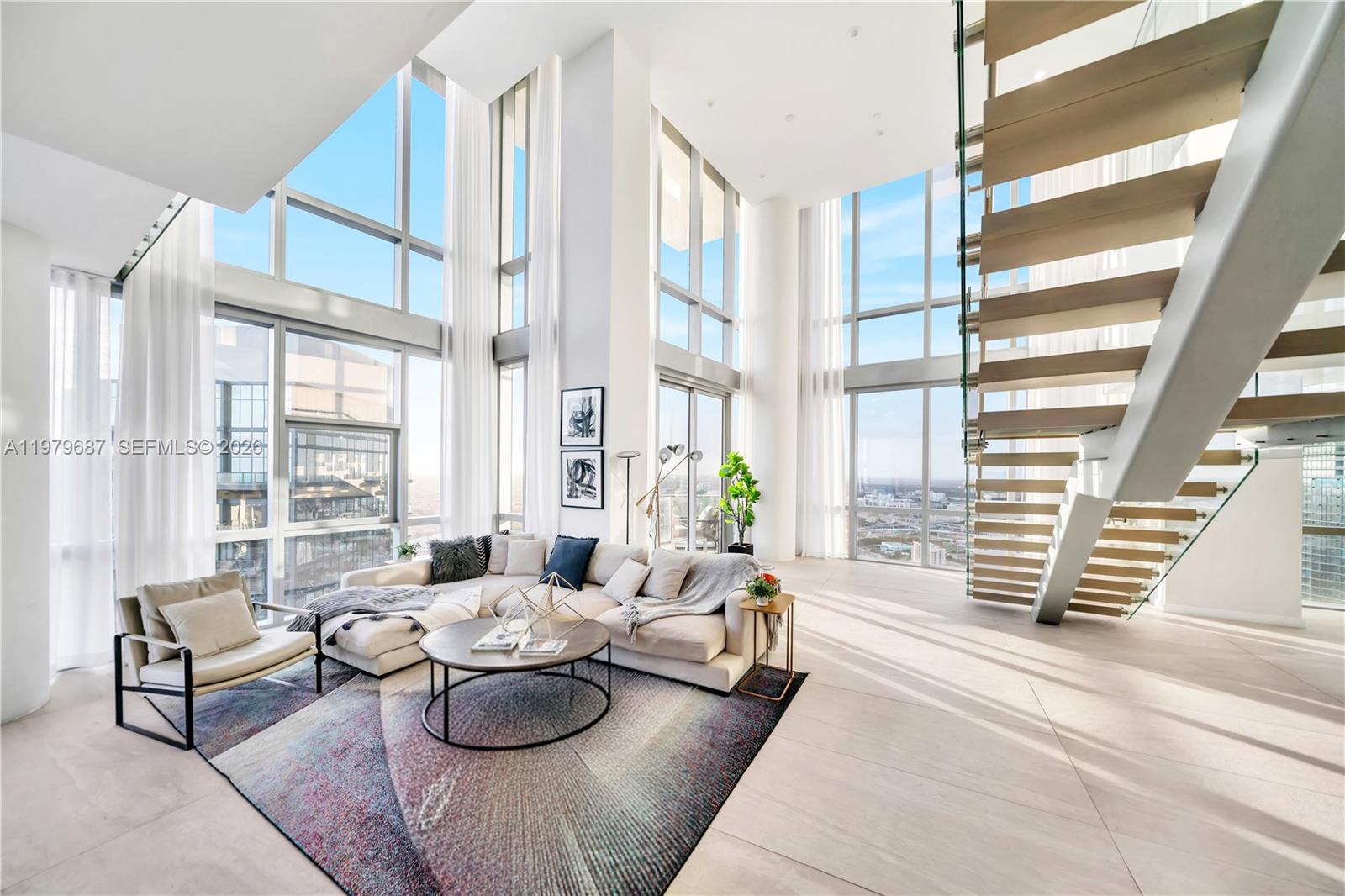 851 NE 1st Ave #Penthouse 4612 Miami, FL 33132