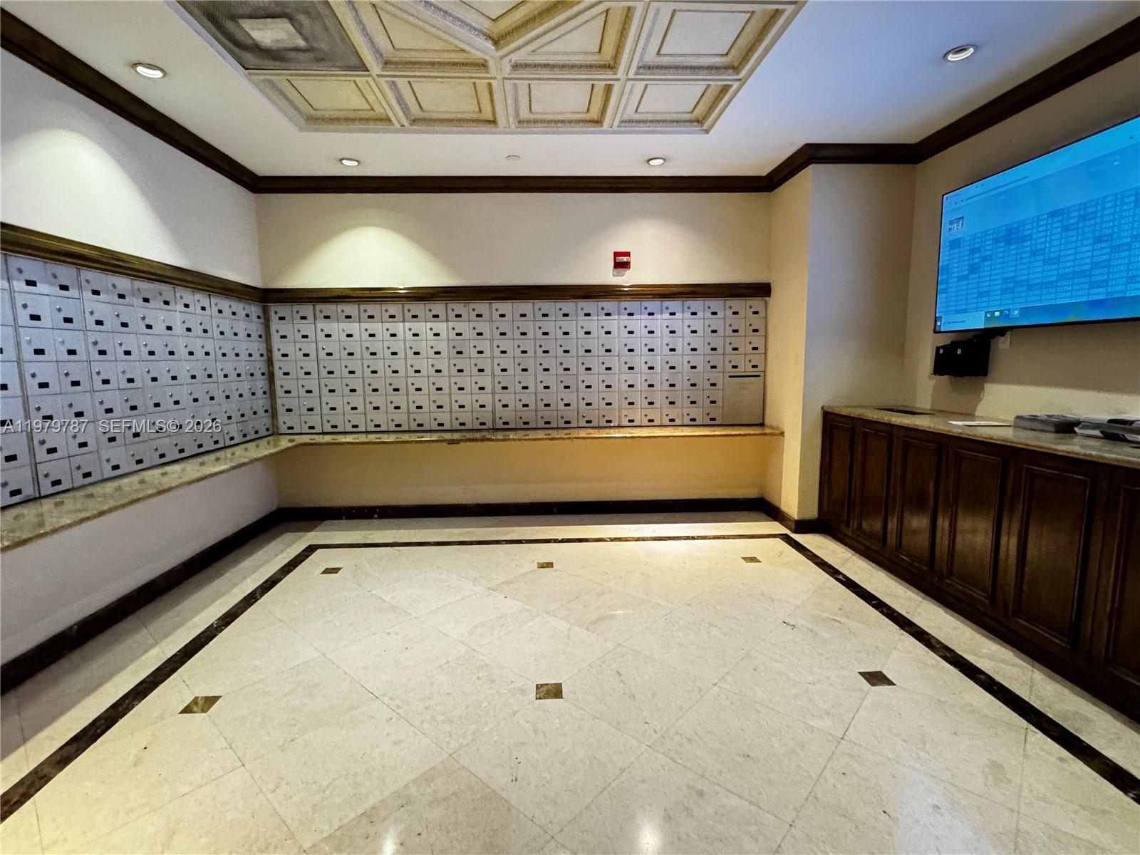 18151 NE 31st Ct #103 Aventura, FL 33160