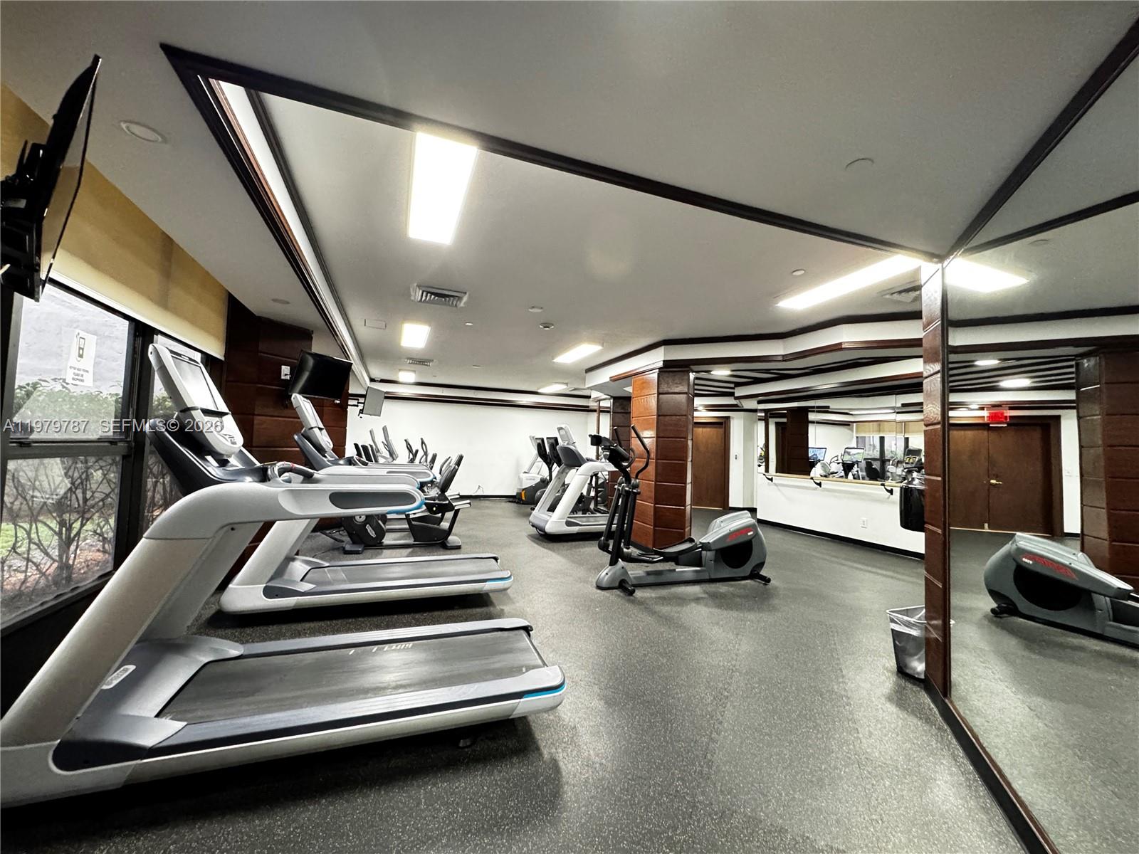 18151 NE 31st Ct #103 Aventura, FL 33160