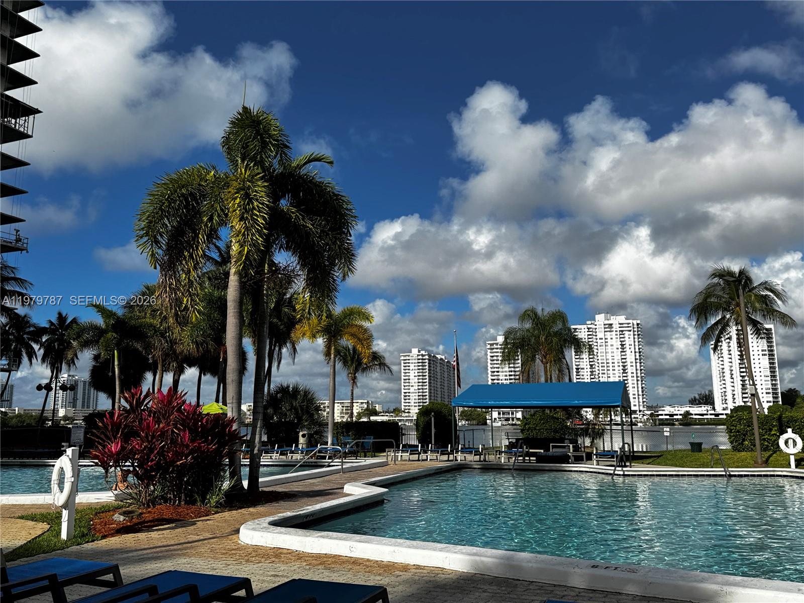 18151 NE 31st Ct #103 Aventura, FL 33160