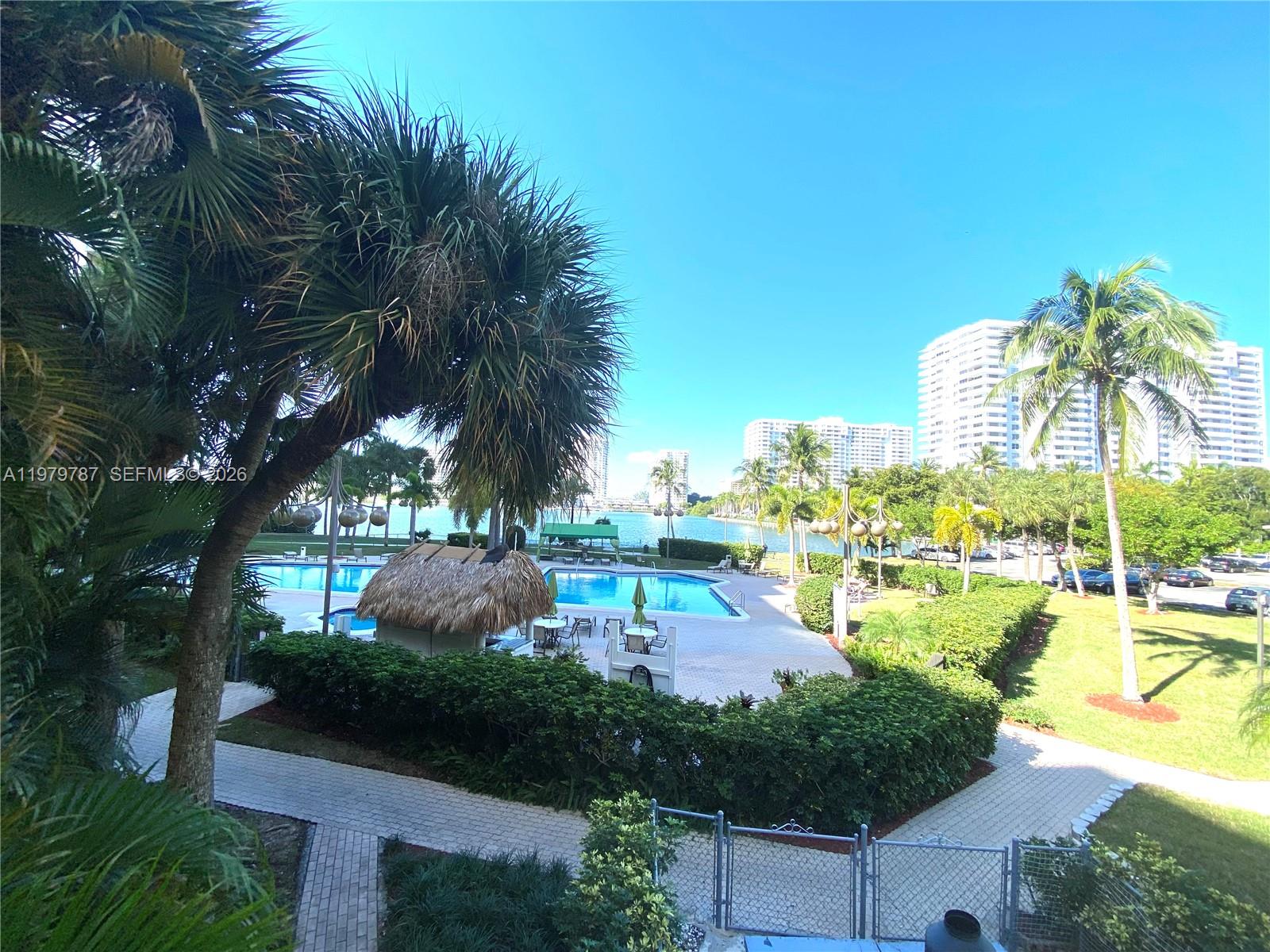 18151 NE 31st Ct #103 Aventura, FL 33160