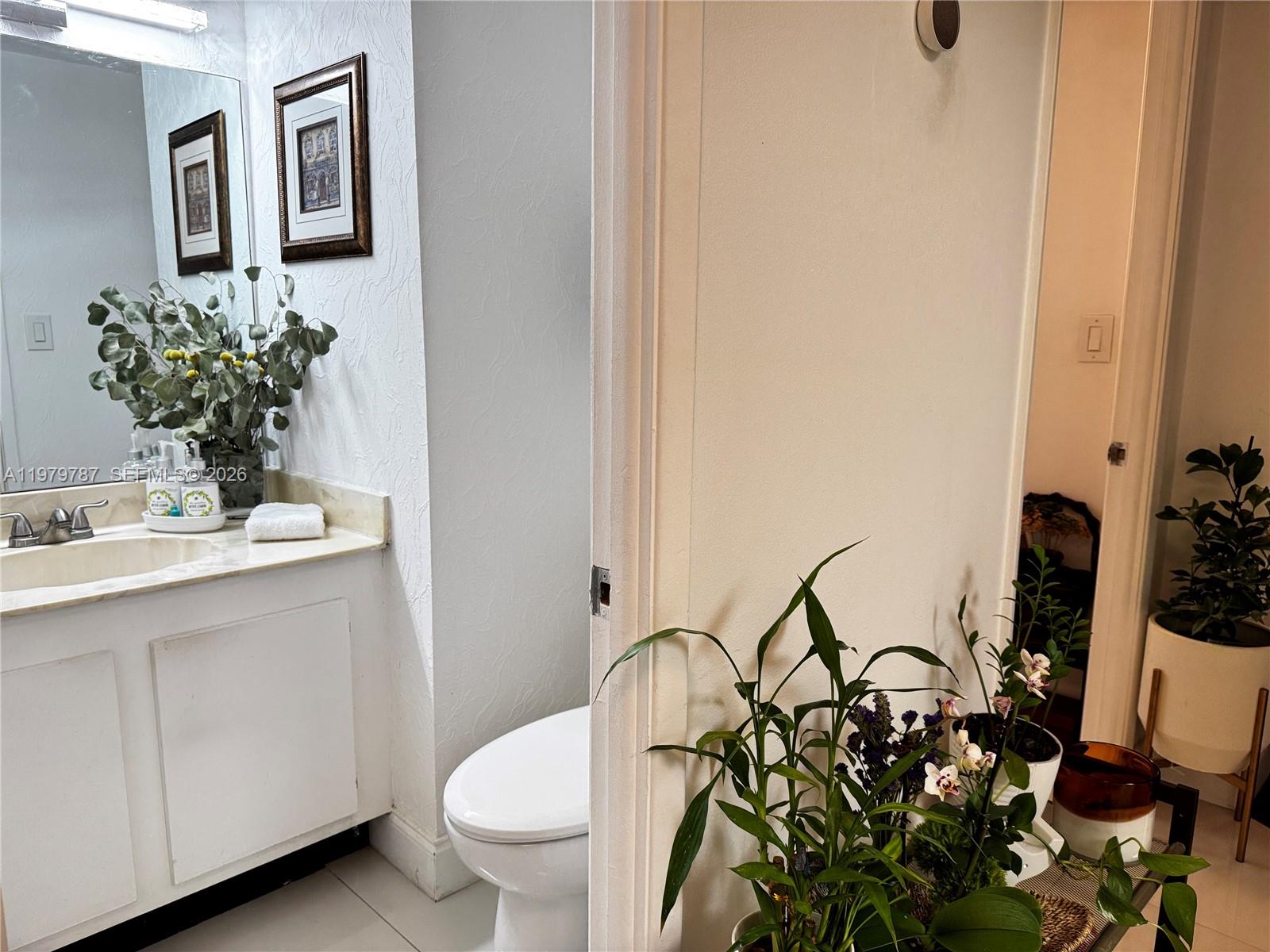 18151 NE 31st Ct #103 Aventura, FL 33160