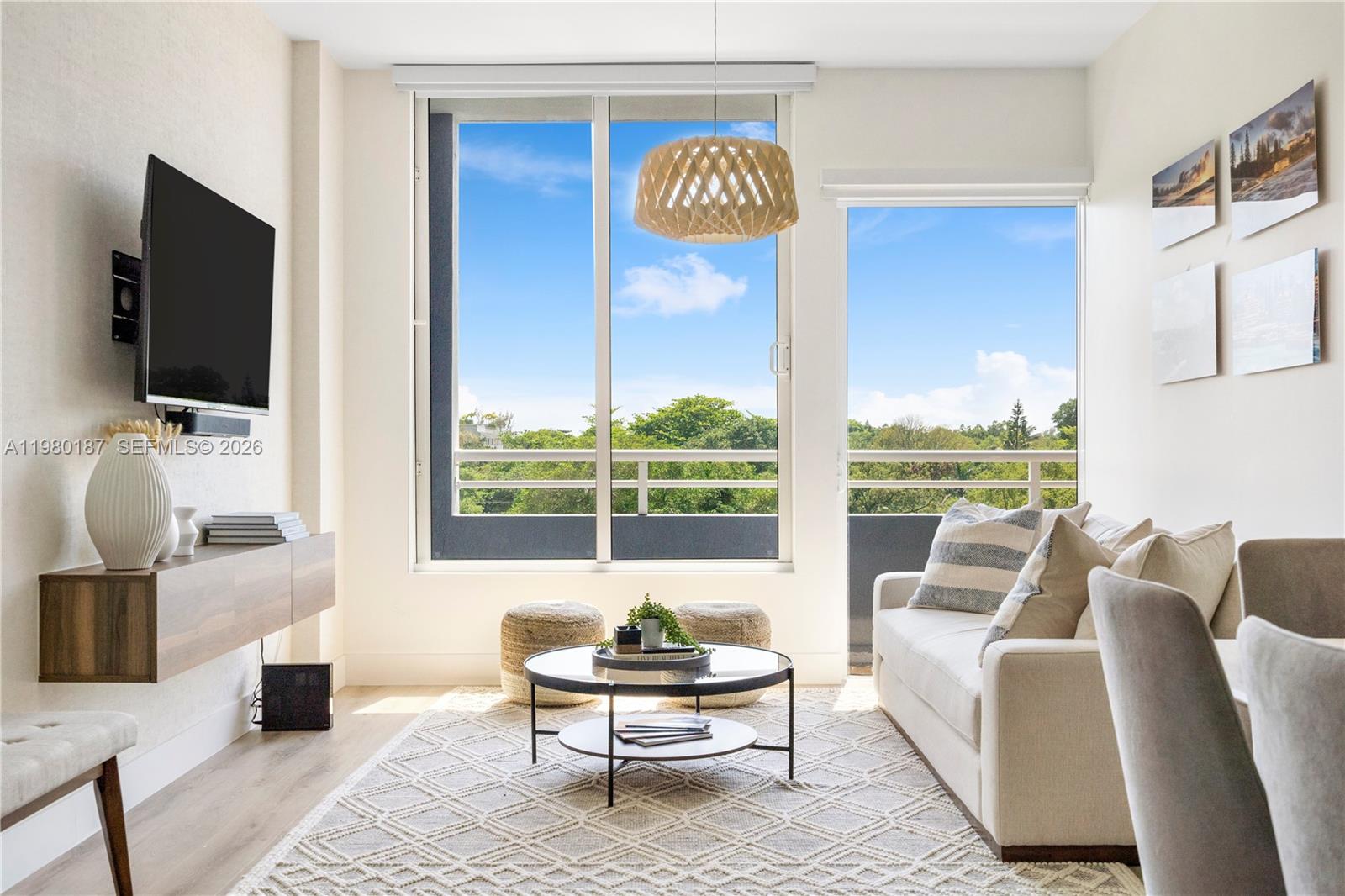 3250 Grand Ave #507 Miami, FL 33133