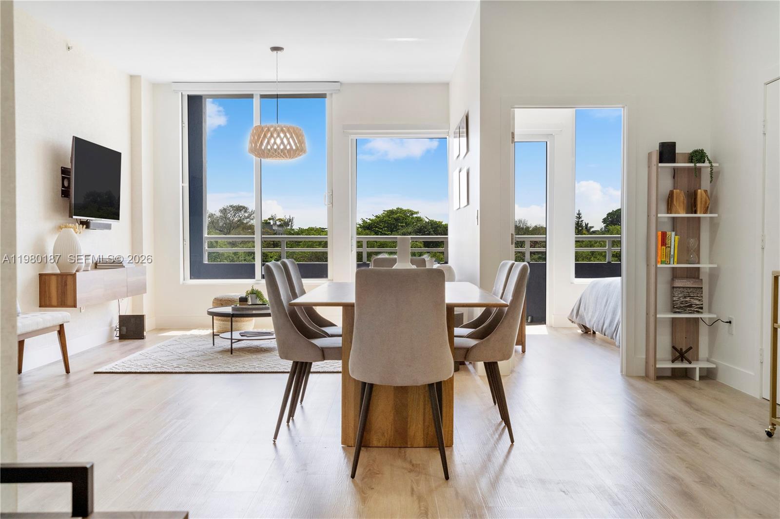 3250 Grand Ave #507 Miami, FL 33133