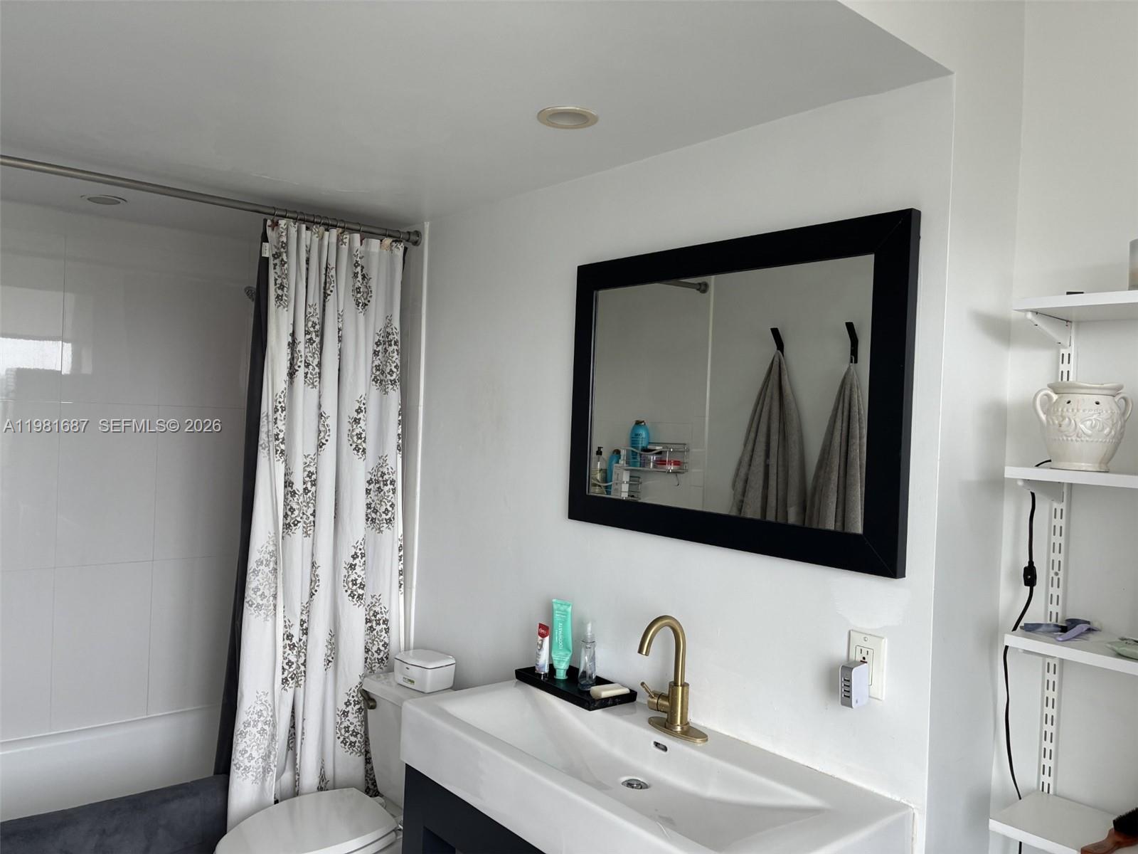 image Mirador 1000 (South Tower)11