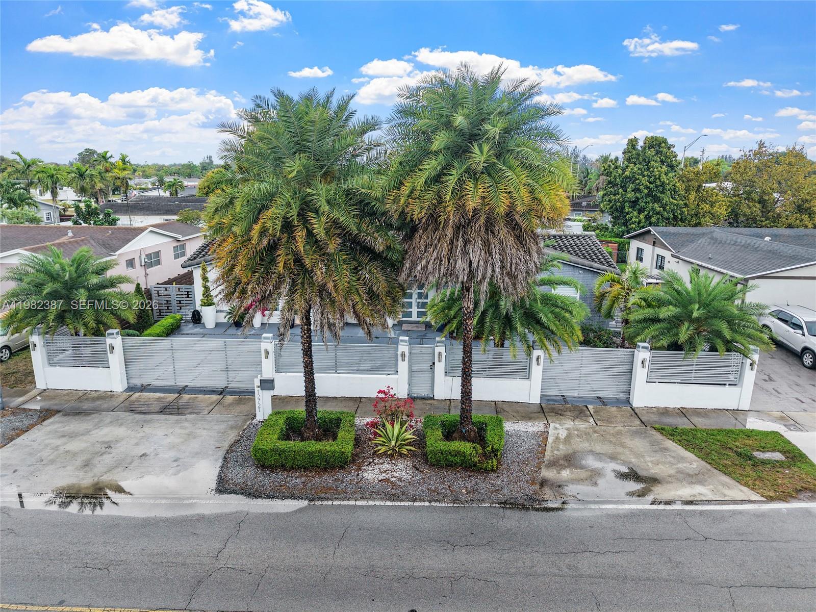 12721 SW 47th St Miami, FL 33175