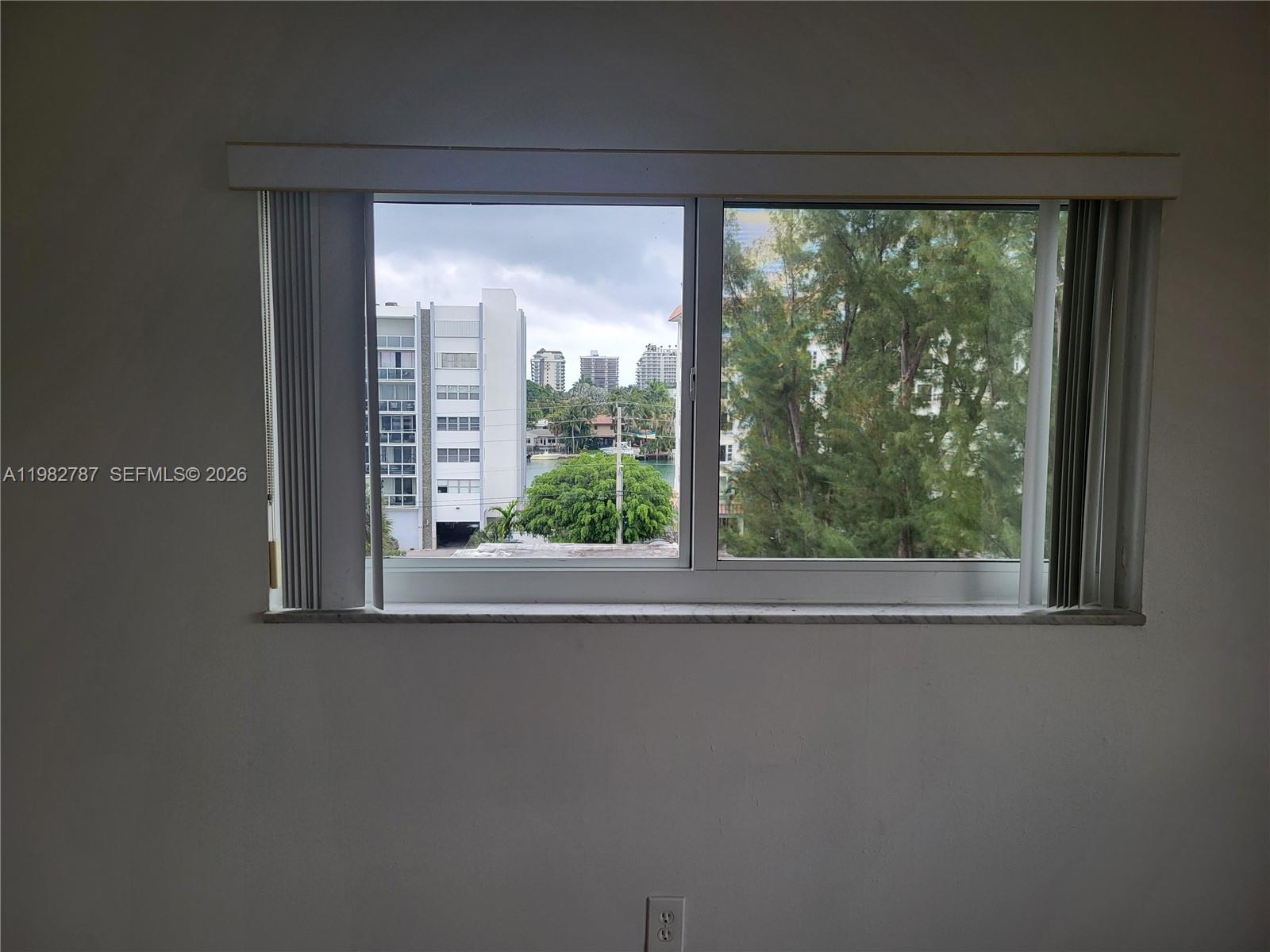 1020 94th St #503 Bay Harbor Islands, FL 33154