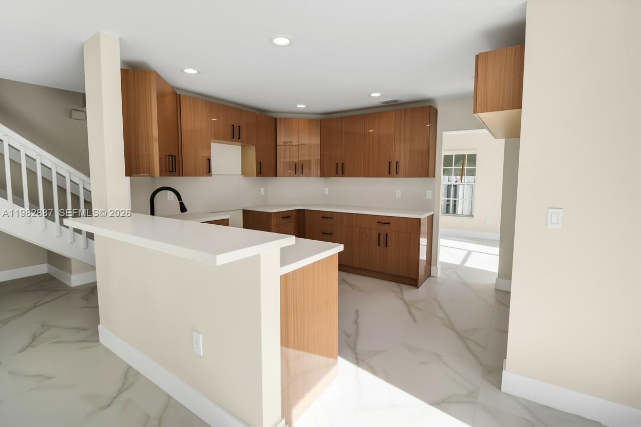 652 NW 133rd Dr Plantation, FL 33325