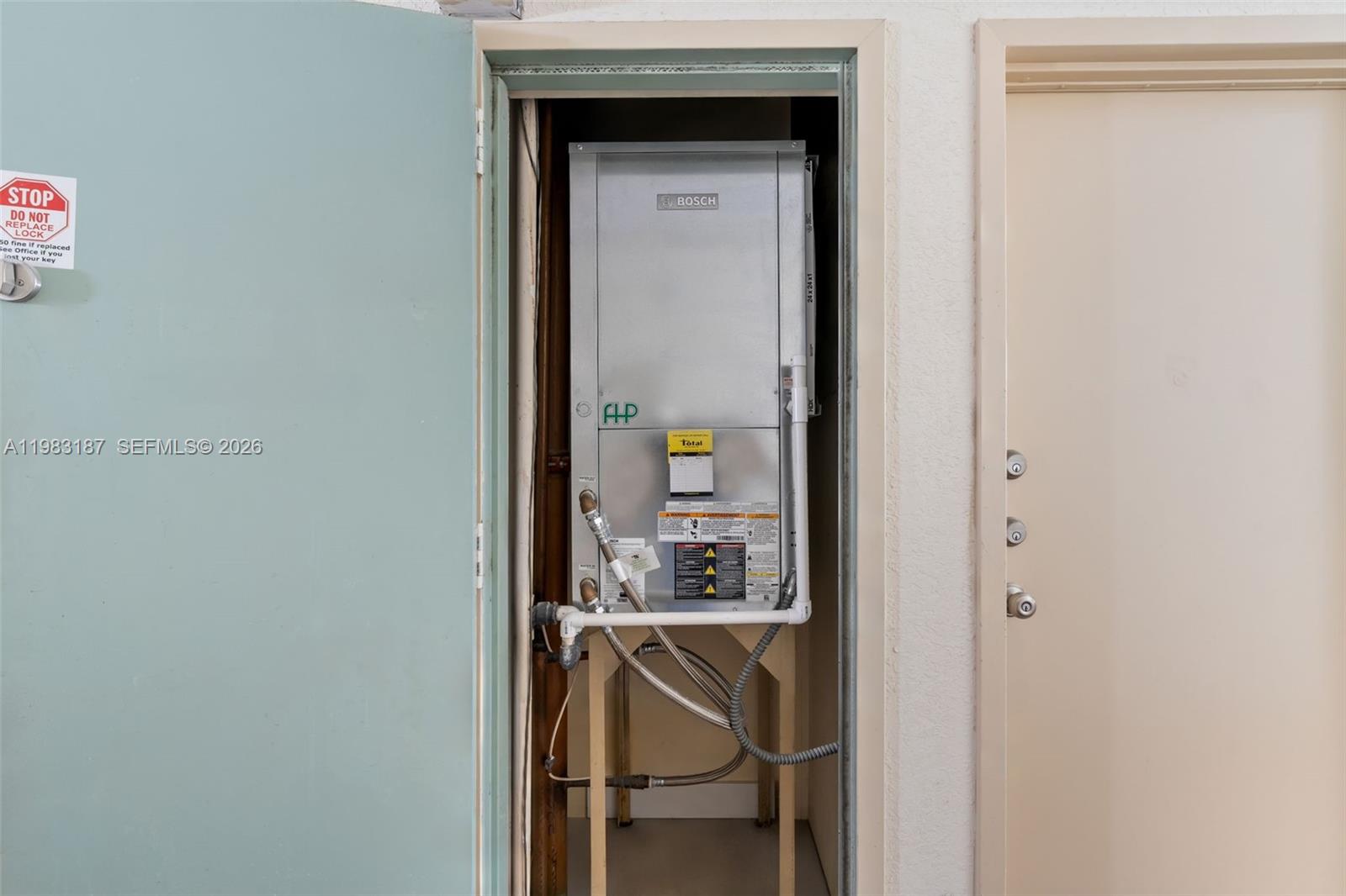 image Winston Towers 30030