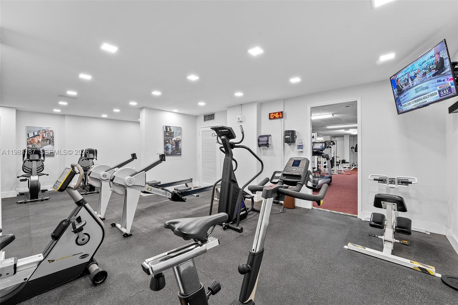 image Winston Towers 30038