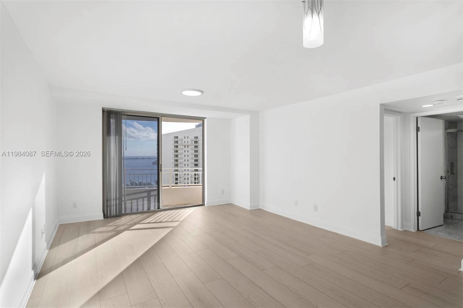 770 Claughton Is Dr #1508 Miami, FL 33131