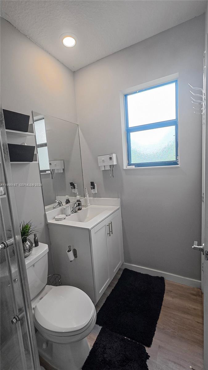 325 NE 208th Ter Miami, FL 33179