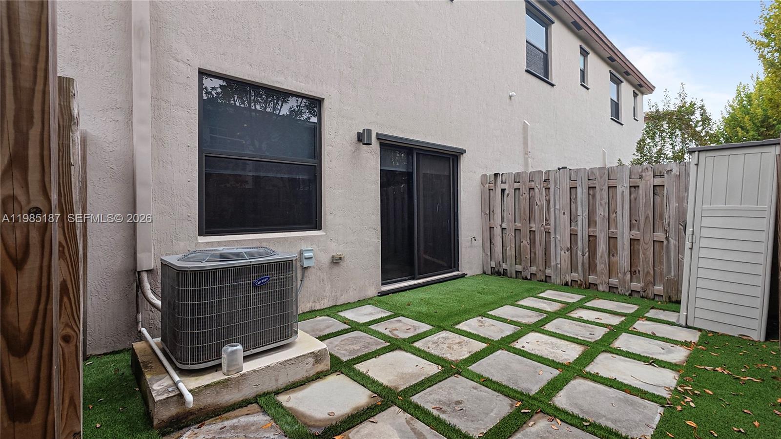 325 NE 208th Ter Miami, FL 33179