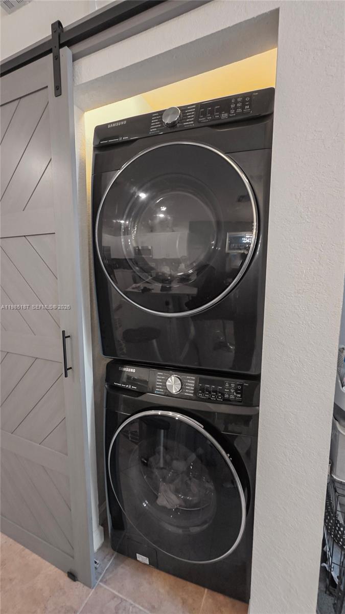 325 NE 208th Ter Miami, FL 33179