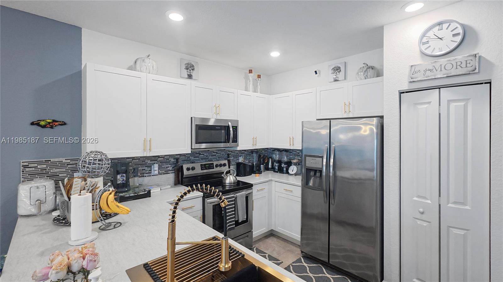 325 NE 208th Ter Miami, FL 33179