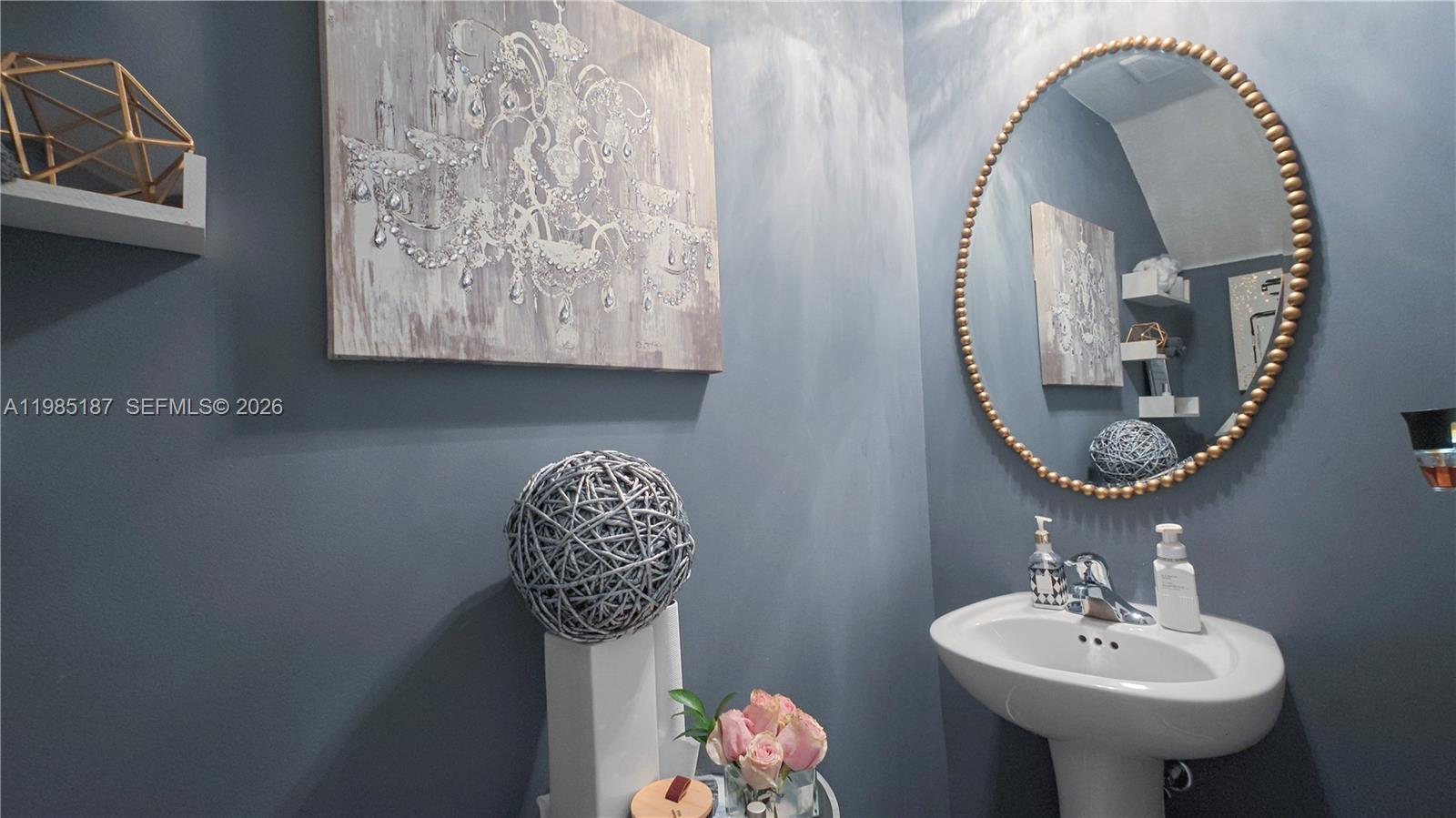 325 NE 208th Ter Miami, FL 33179