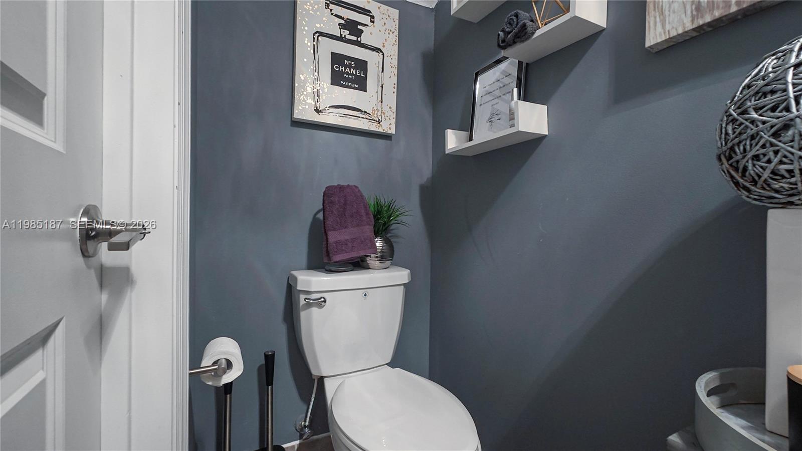 325 NE 208th Ter Miami, FL 33179