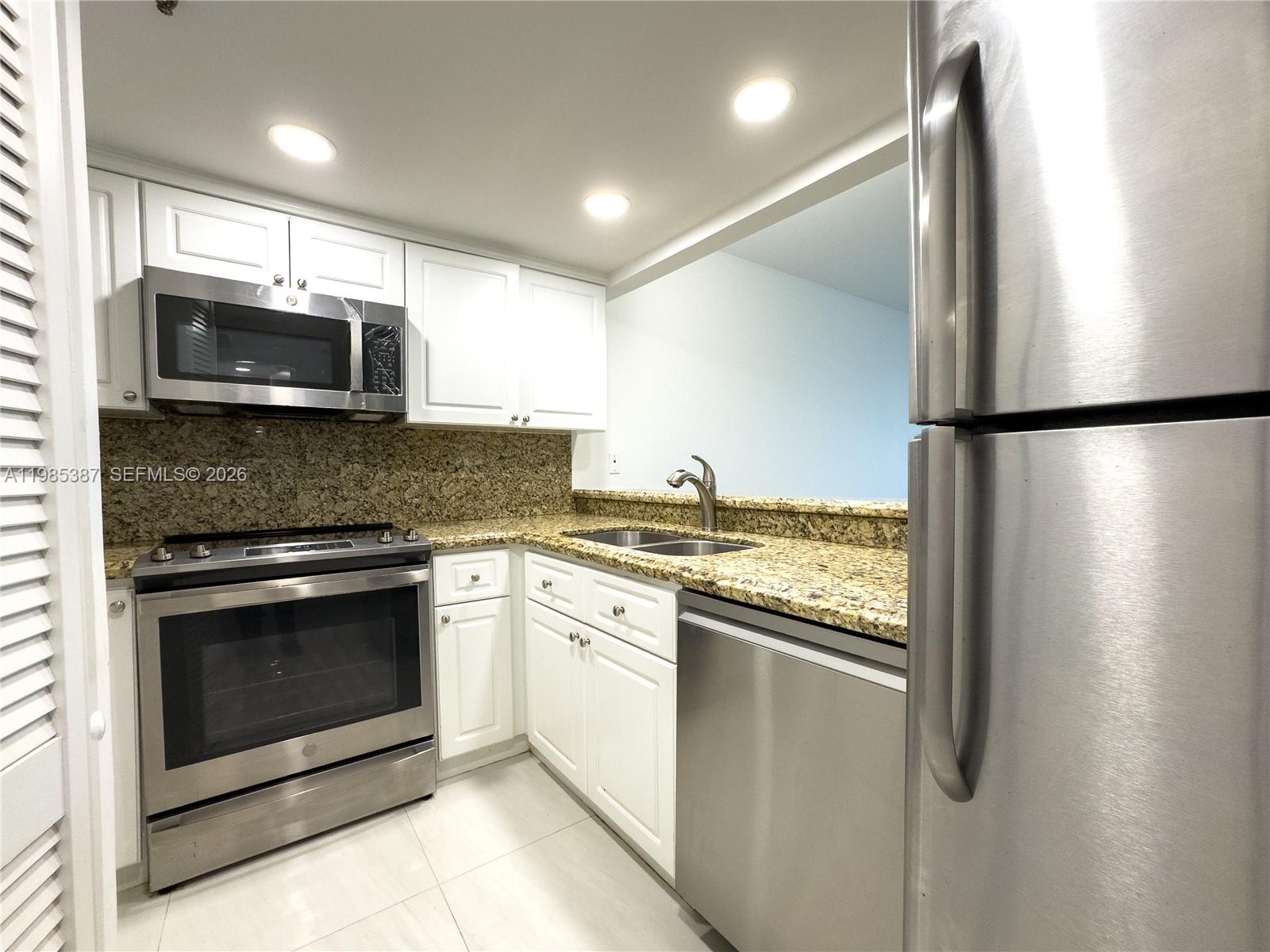 image Brickell Key Two3