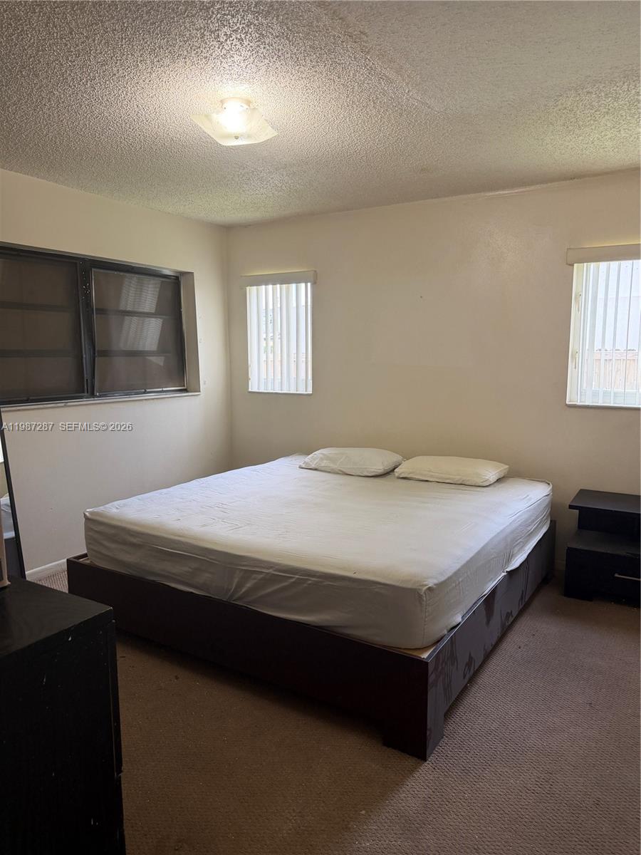 9612 Grand Canal Dr Miami, FL 33174