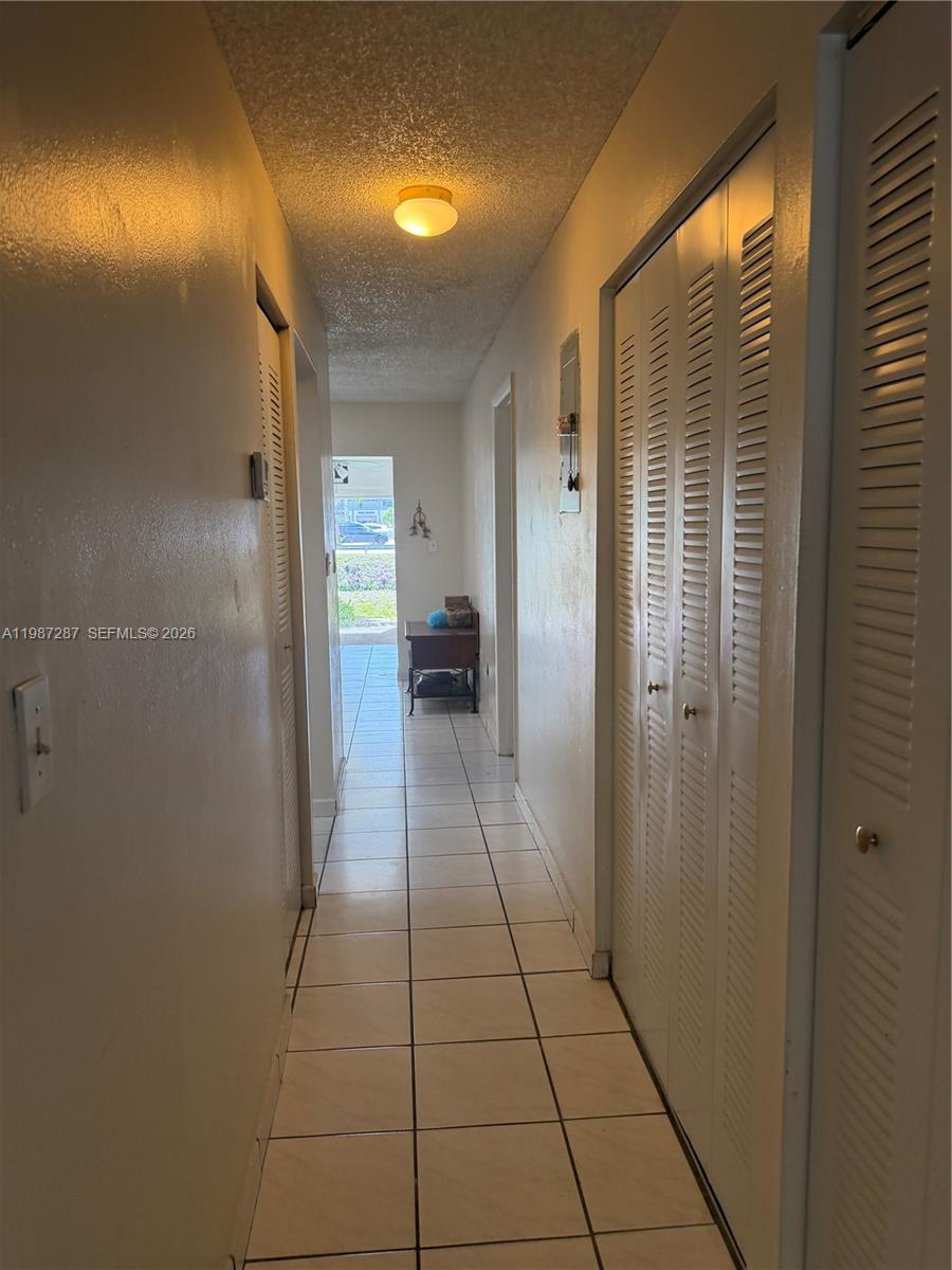 9612 Grand Canal Dr Miami, FL 33174