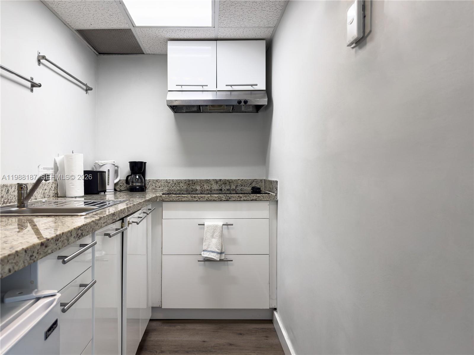 750 Collins Ave #302 Miami Beach, FL 33139