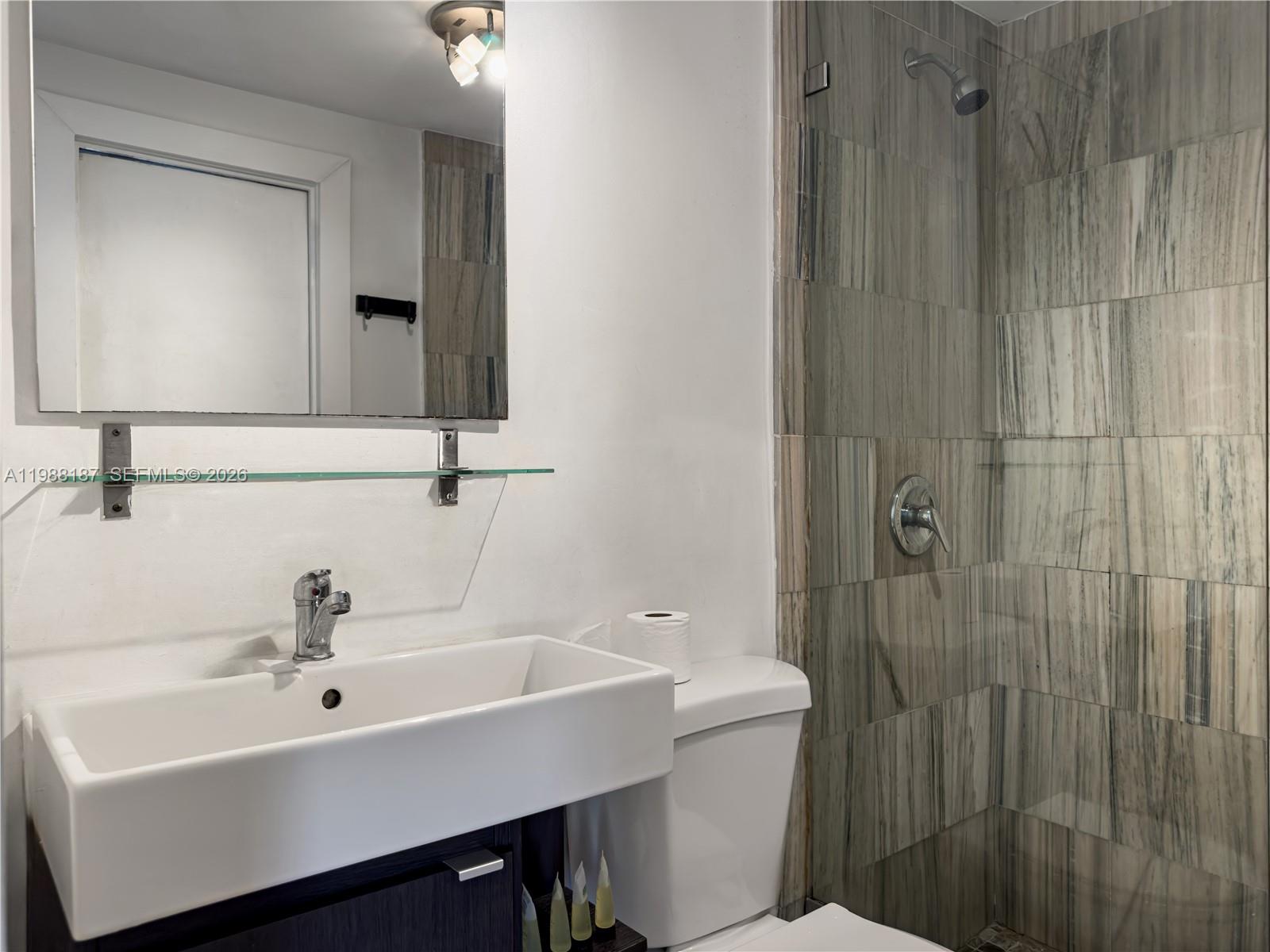 750 Collins Ave #302 Miami Beach, FL 33139