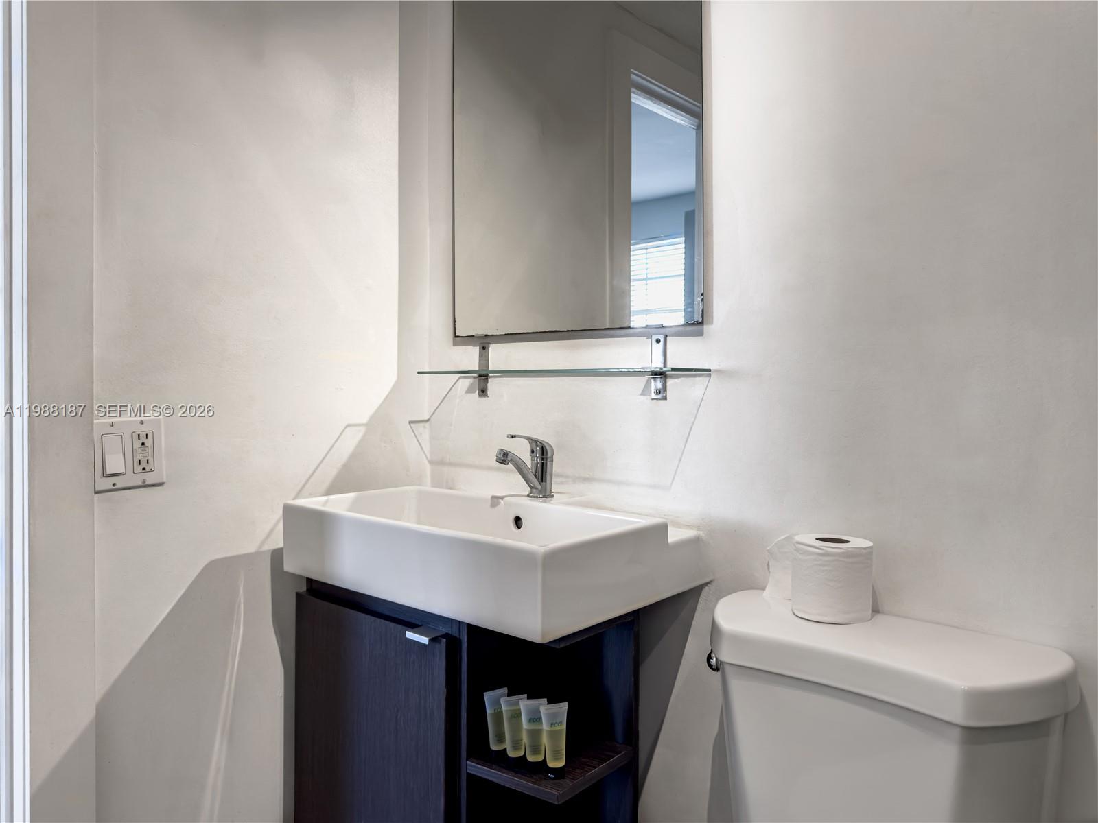 750 Collins Ave #302 Miami Beach, FL 33139