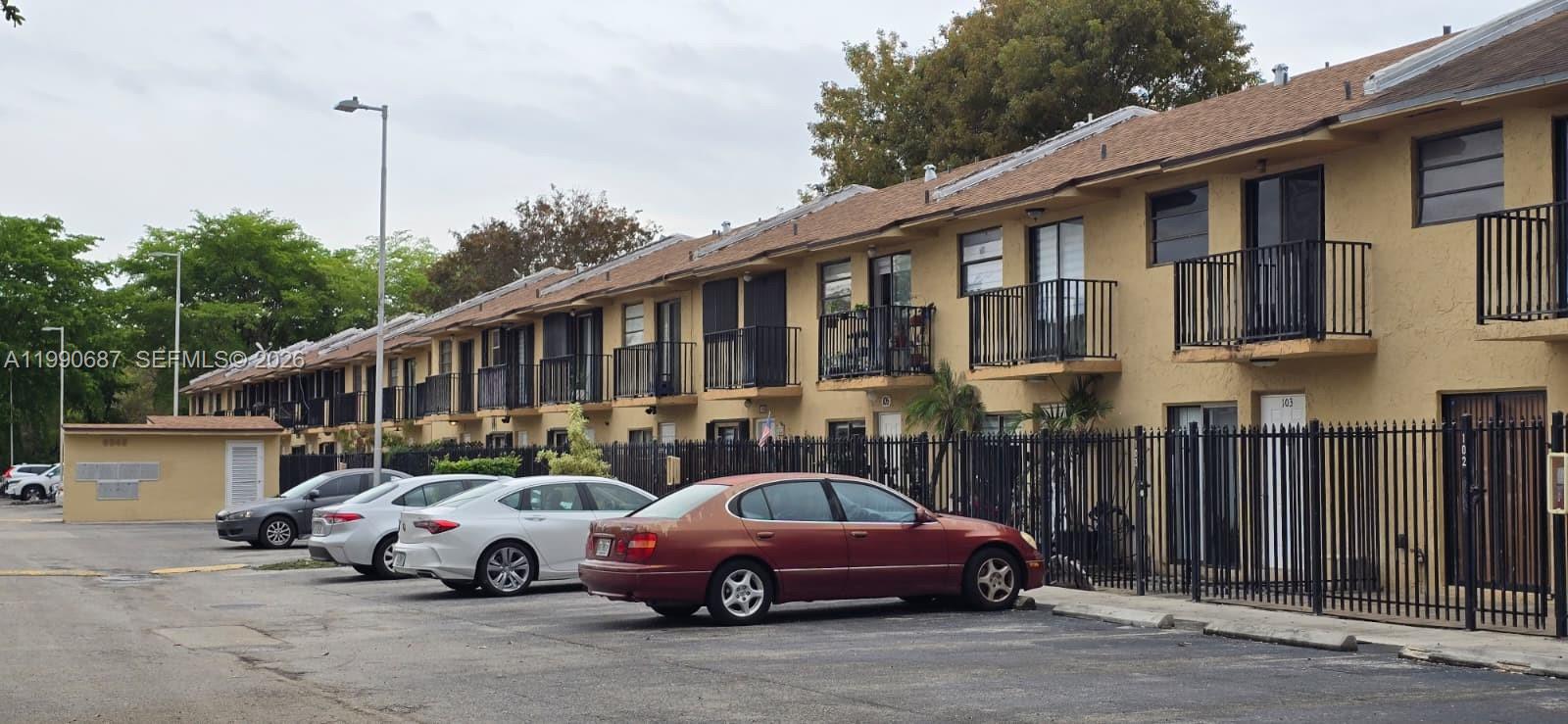 6345 SW 138th Ct #102 Miami, FL 33183