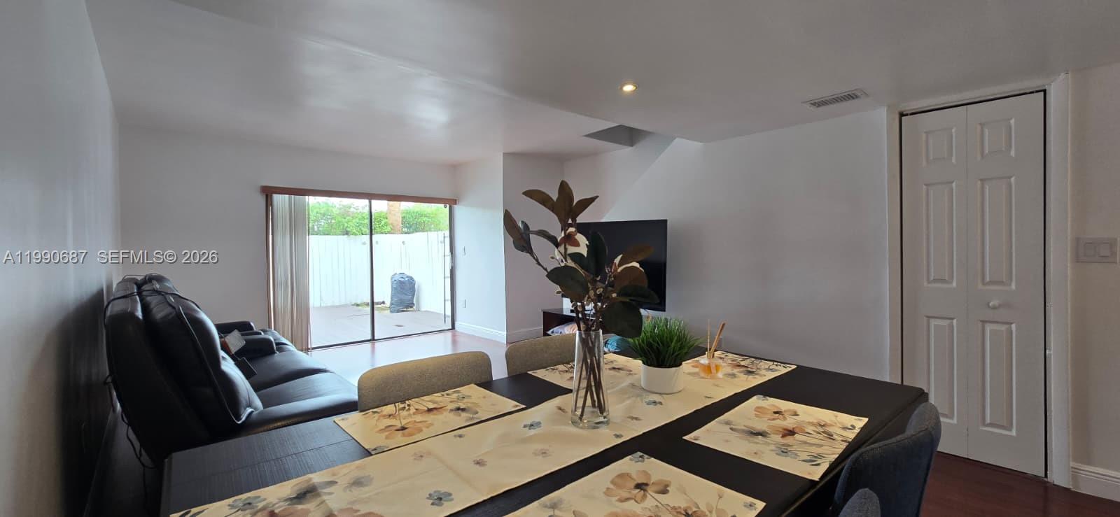 6345 SW 138th Ct #102 Miami, FL 33183