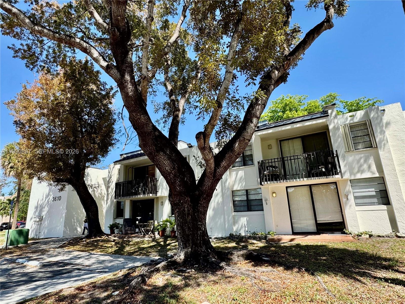 3610 SW 114th Ave #4-202 Miami, FL 33165