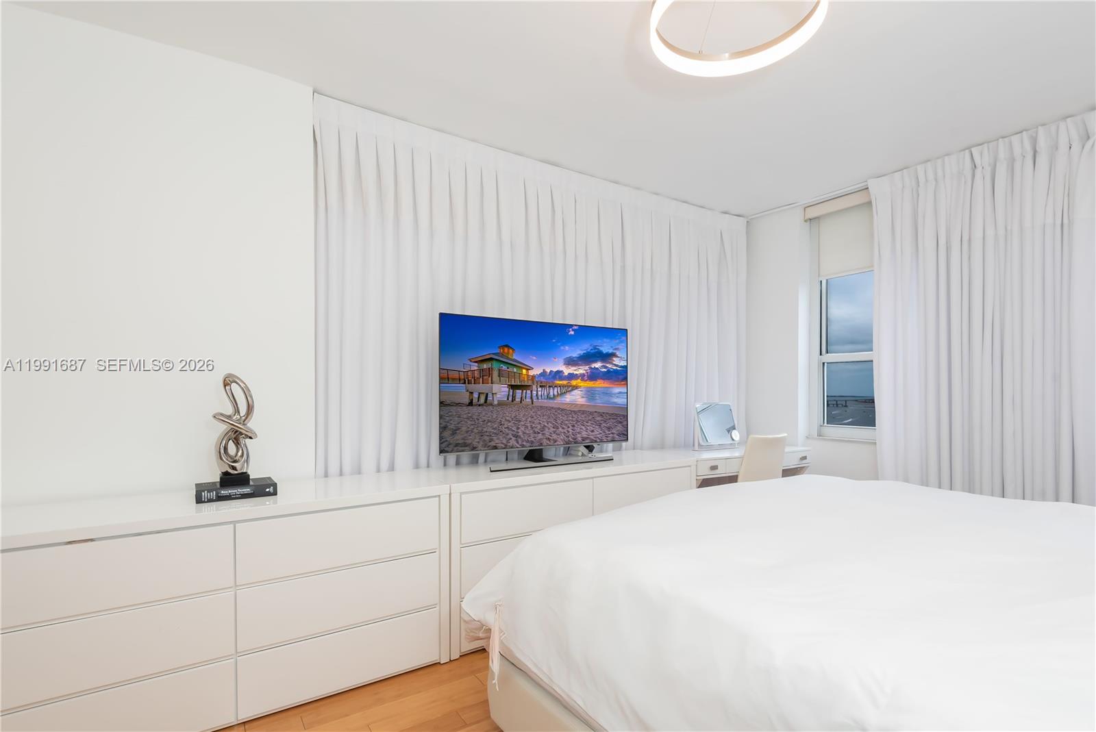 701 Brickell Key Blvd #1912 Miami, FL 33131