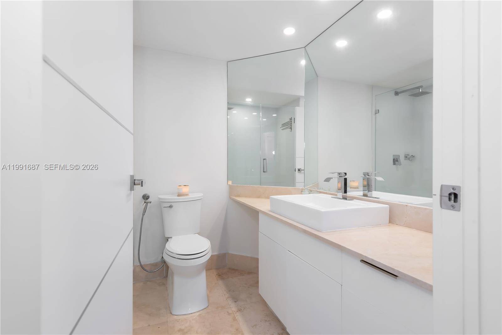 701 Brickell Key Blvd #1912 Miami, FL 33131