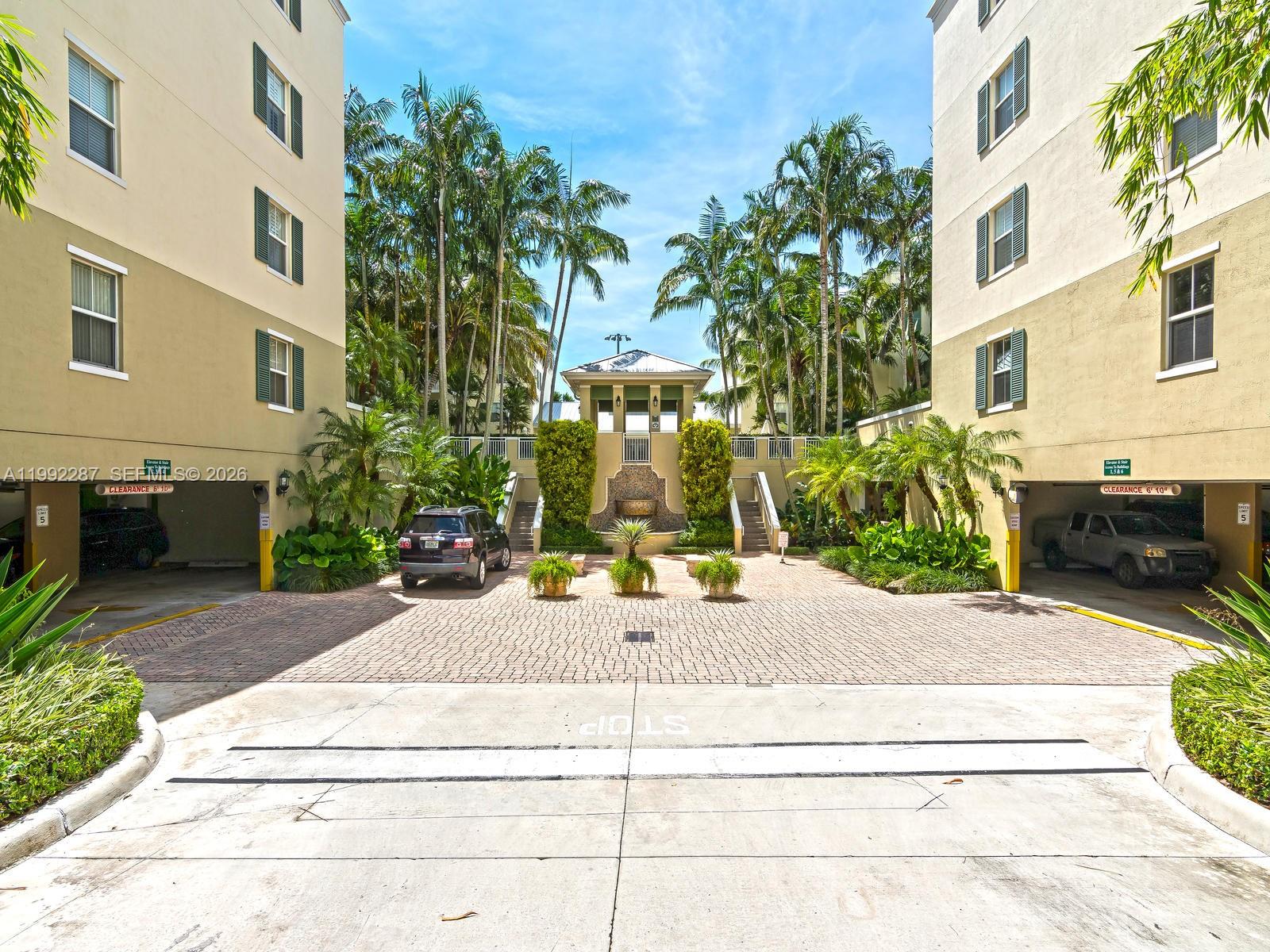 7542 SW 102nd St #209 Pinecrest, FL 33156