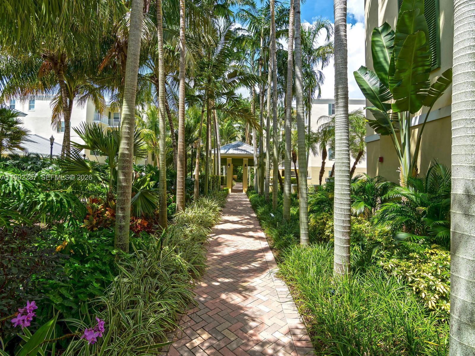 7542 SW 102nd St #209 Pinecrest, FL 33156