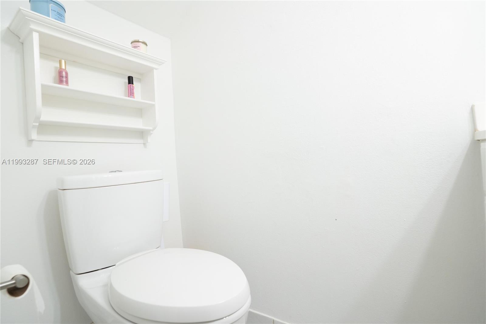 5555 Ludlam Rd #46 South Miami, FL 33155