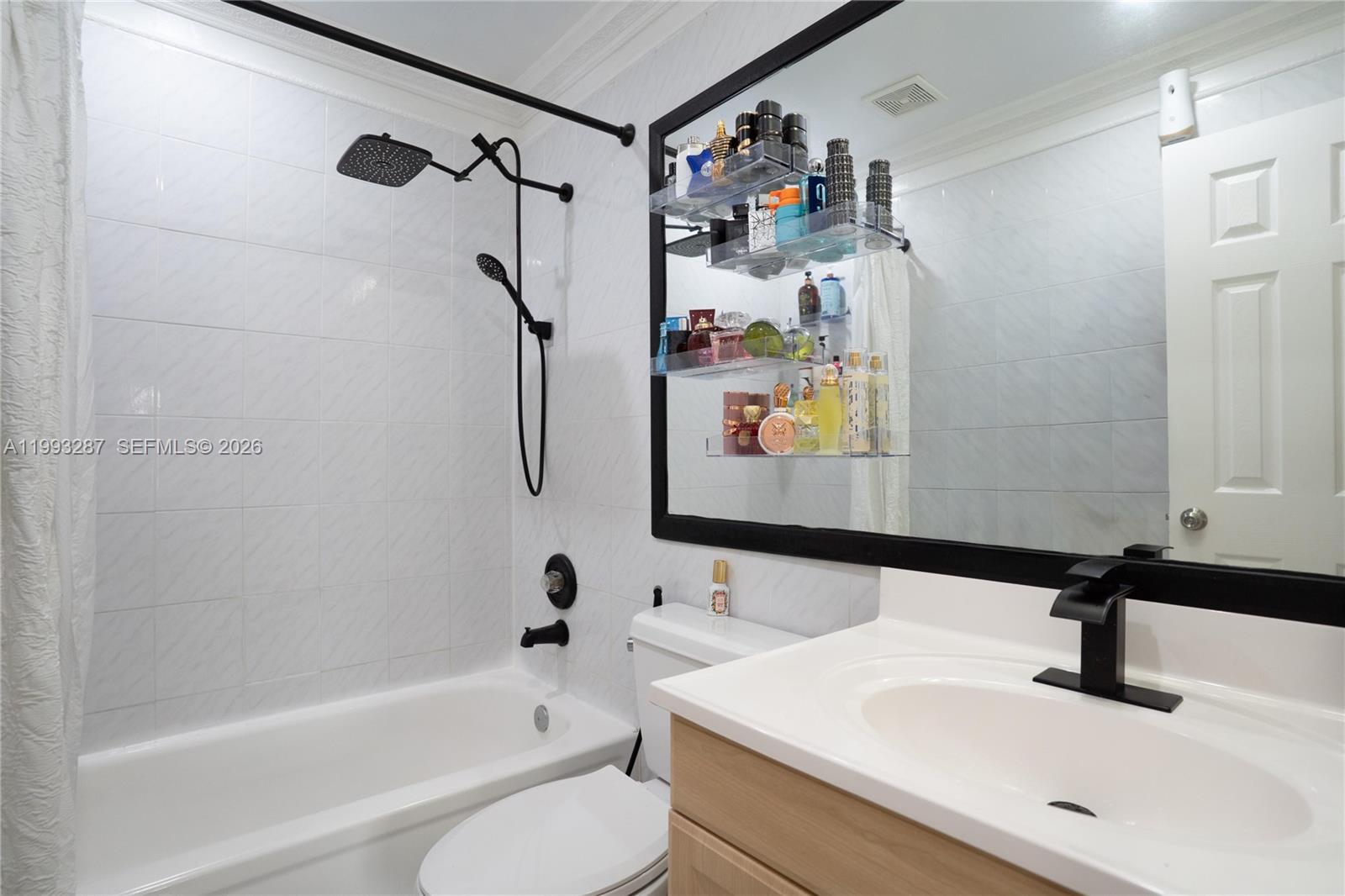 5555 Ludlam Rd #46 South Miami, FL 33155