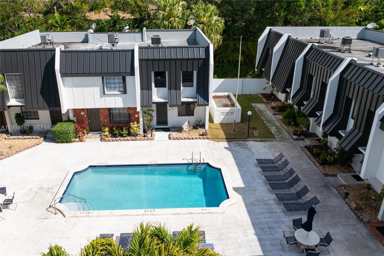 5555 Ludlam Rd #46 South Miami, FL 33155