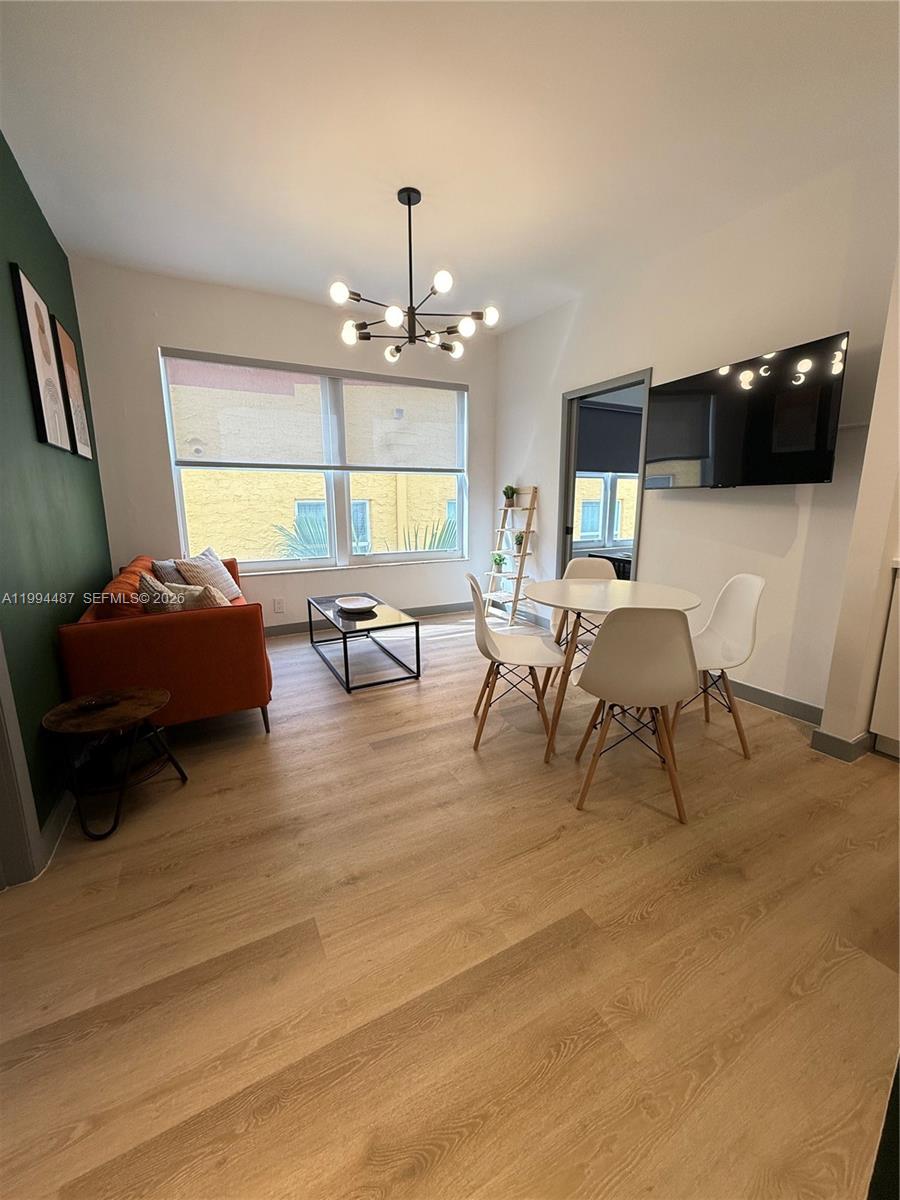 1320 Drexel Ave #302