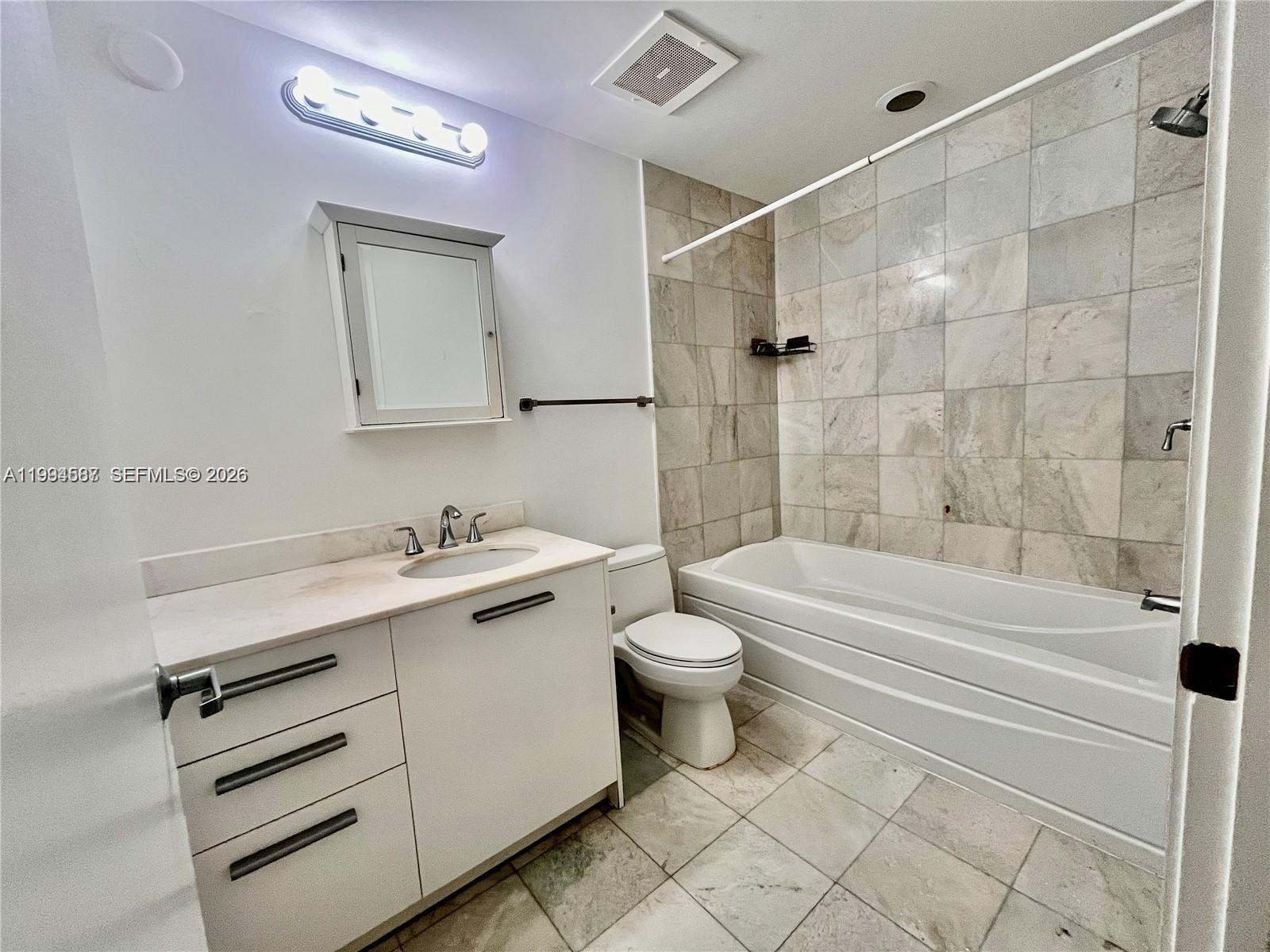 image 1060 Brickell - 106012