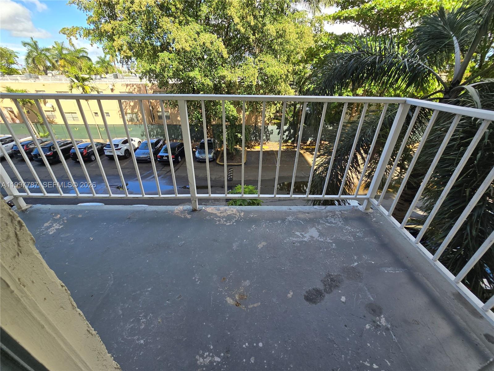 4550 NW 9th St #304E Miami, FL 33126