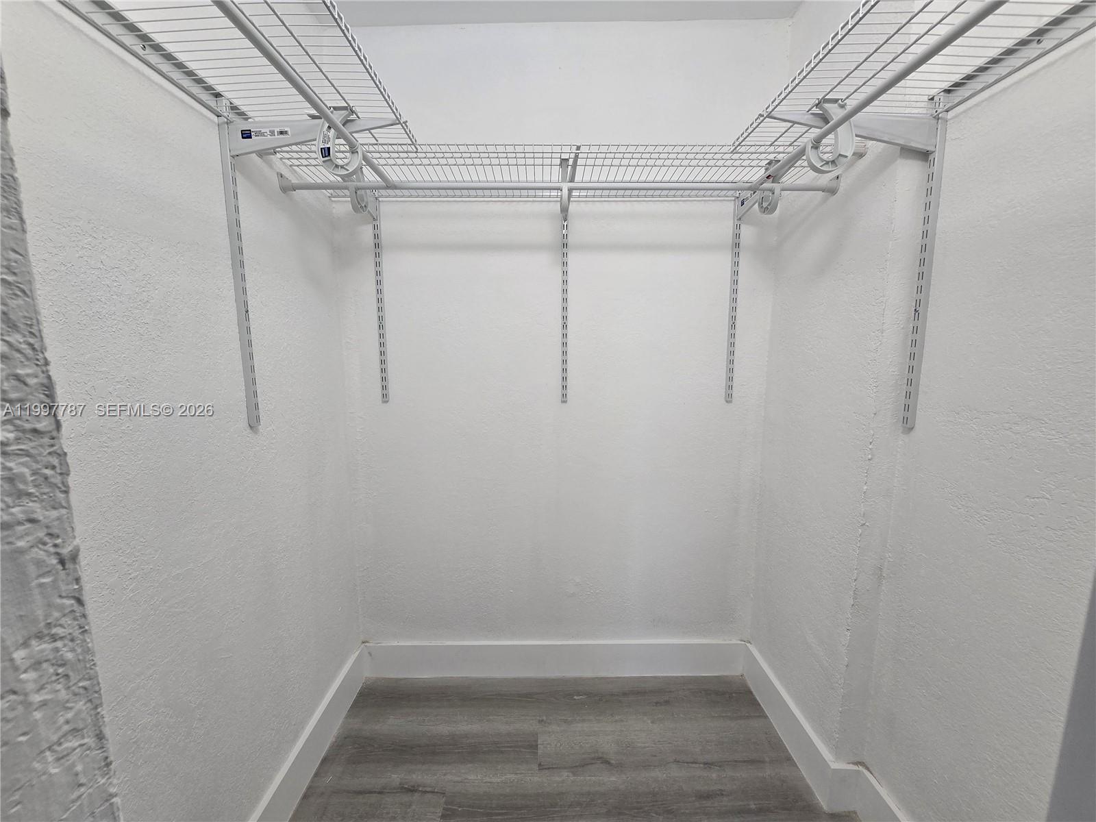 4550 NW 9th St #304E Miami, FL 33126