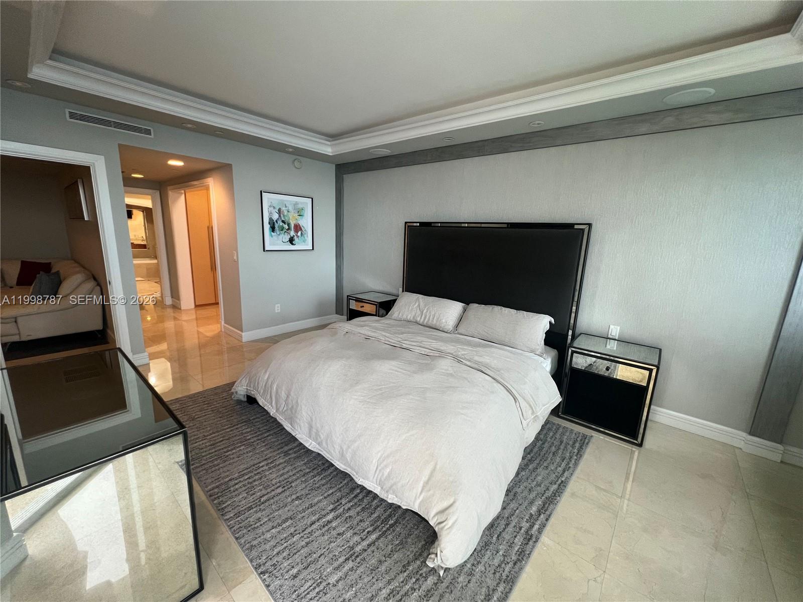 17875 Collins Ave #4305 Sunny Isles Beach, FL 33160