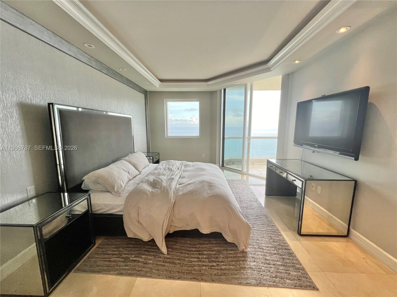 17875 Collins Ave #4305 Sunny Isles Beach, FL 33160