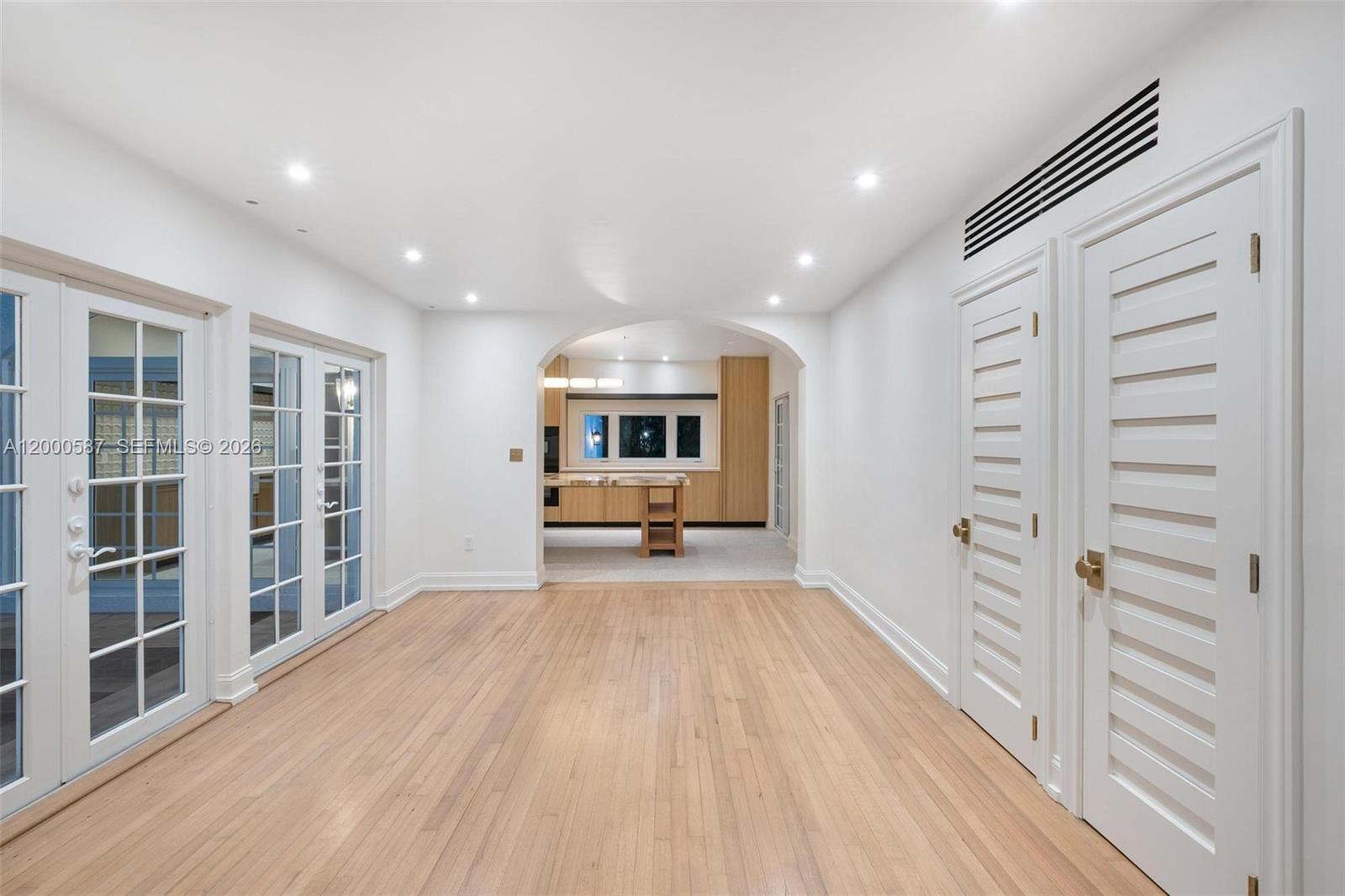 909 Roderigo Ave Coral Gables, FL 33134