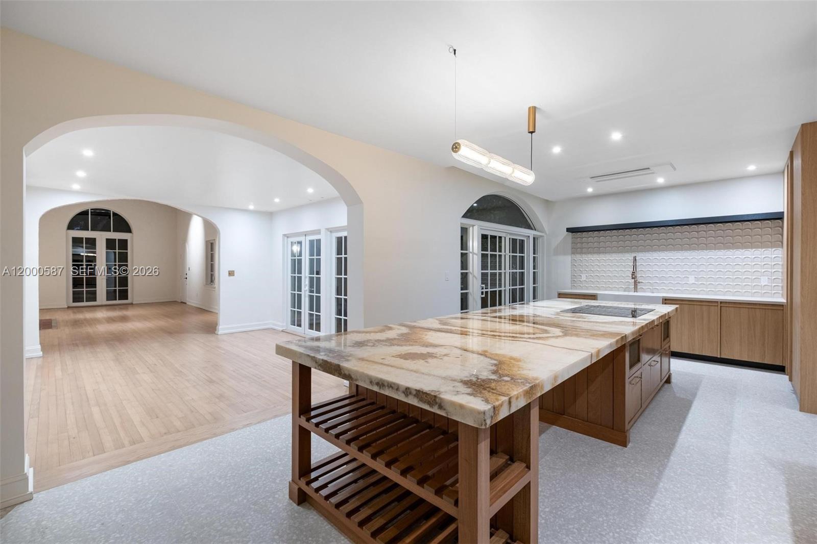 909 Roderigo Ave Coral Gables, FL 33134