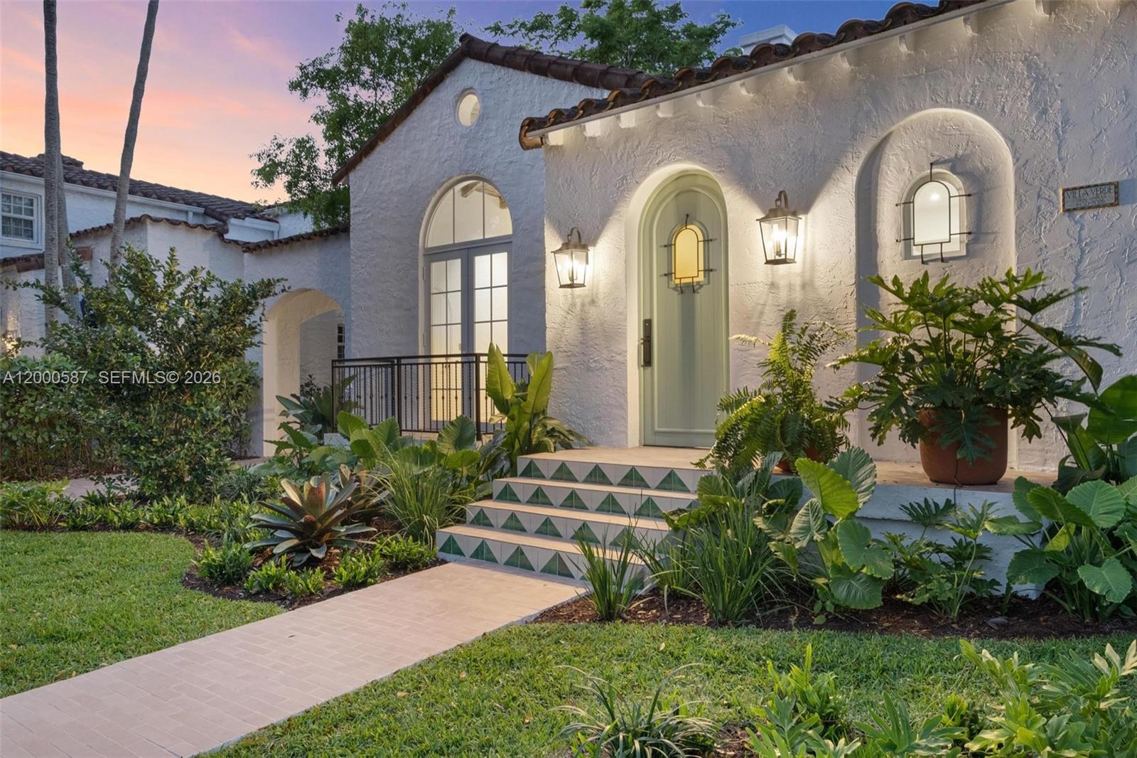 909 Roderigo Ave Coral Gables, FL 33134